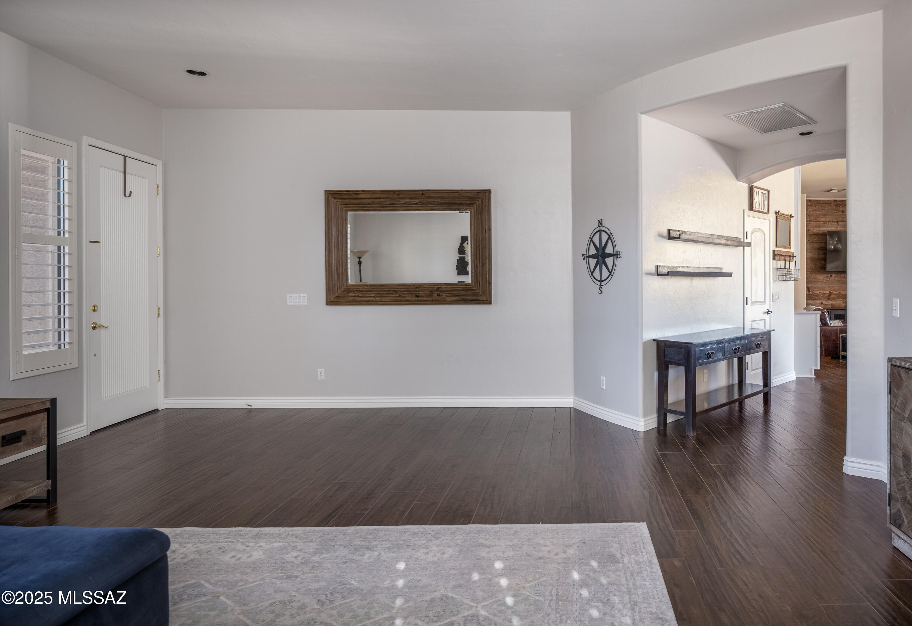 Mira Vista (1-60) - Residential