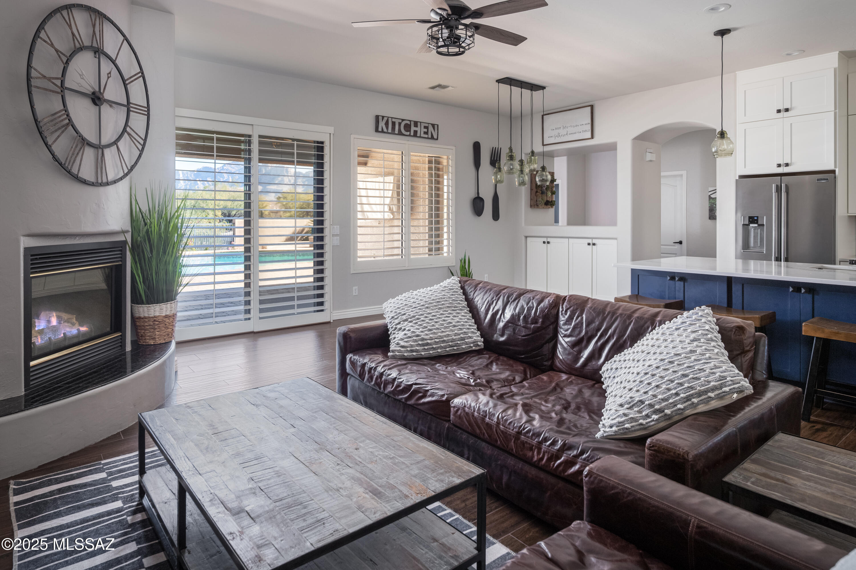 Mira Vista (1-60) - Residential