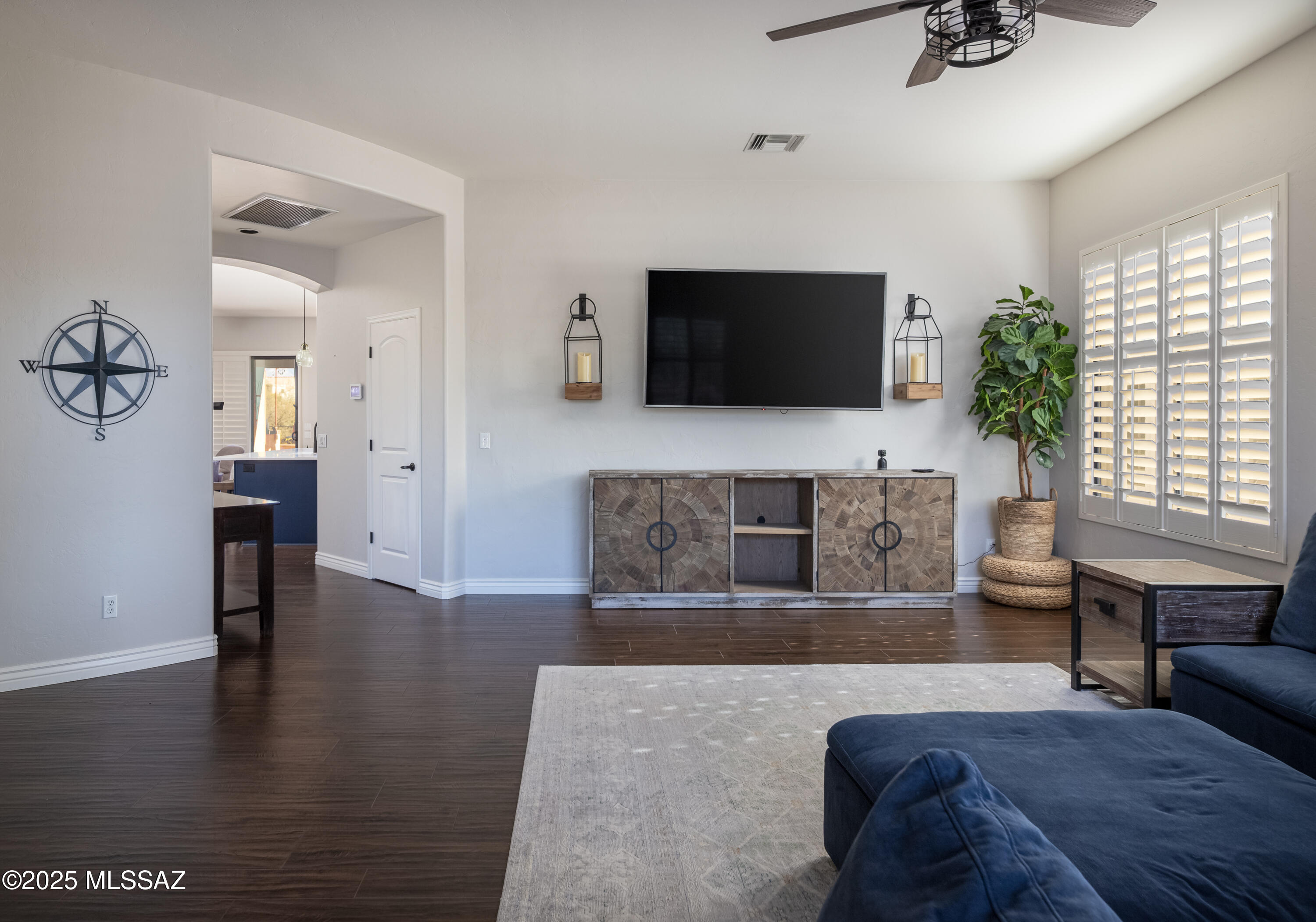 Mira Vista (1-60) - Residential