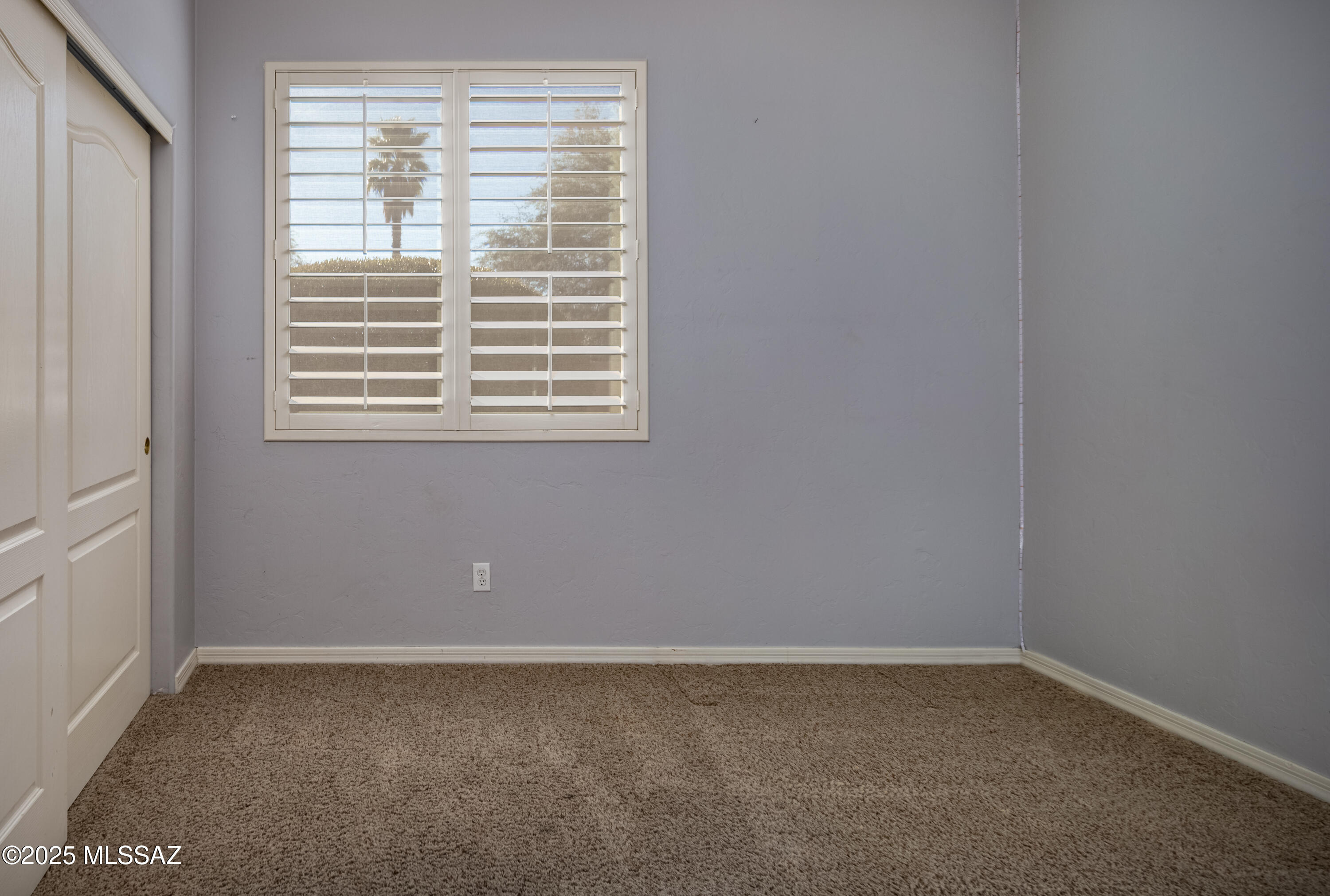 Mira Vista (1-60) - Residential