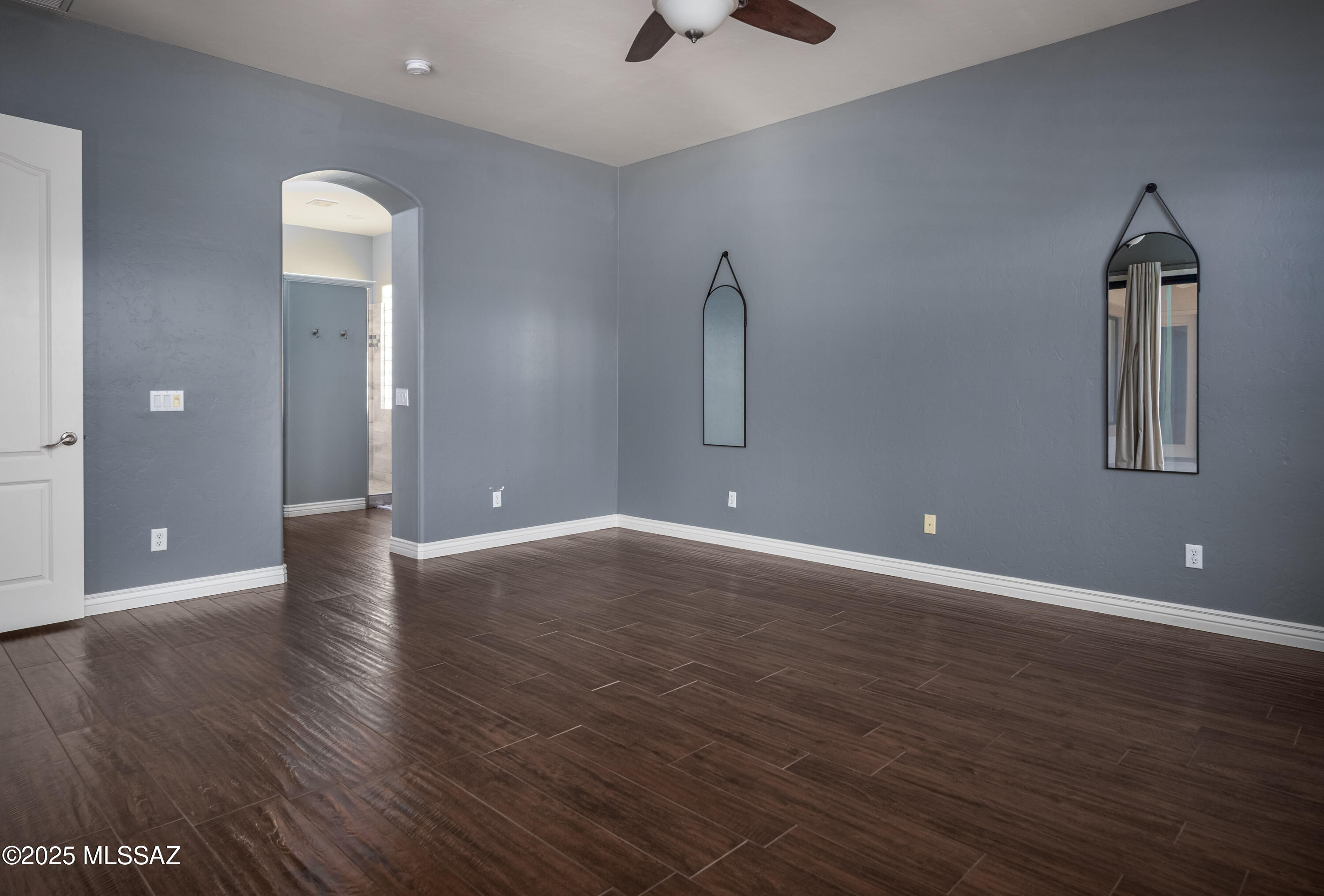 Mira Vista (1-60) - Residential