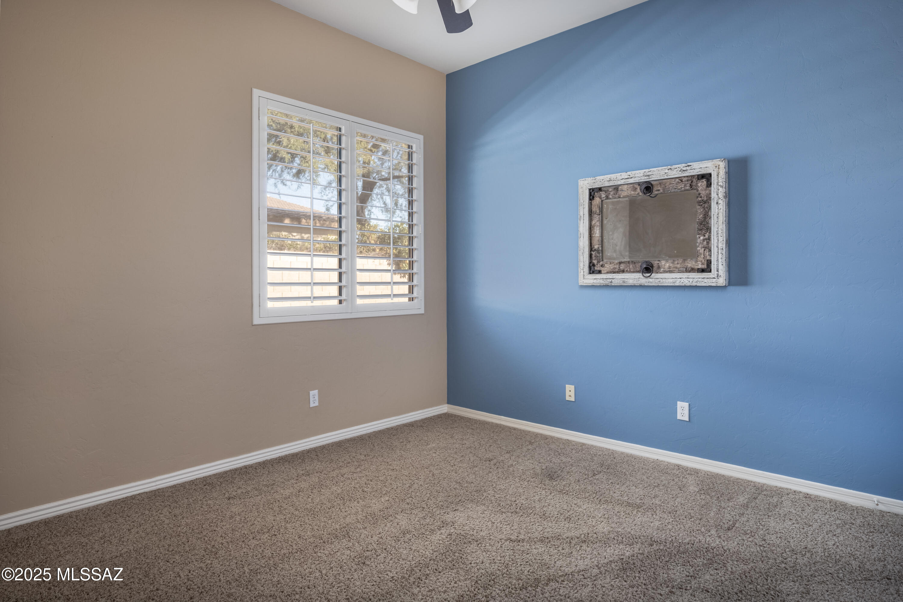 Mira Vista (1-60) - Residential