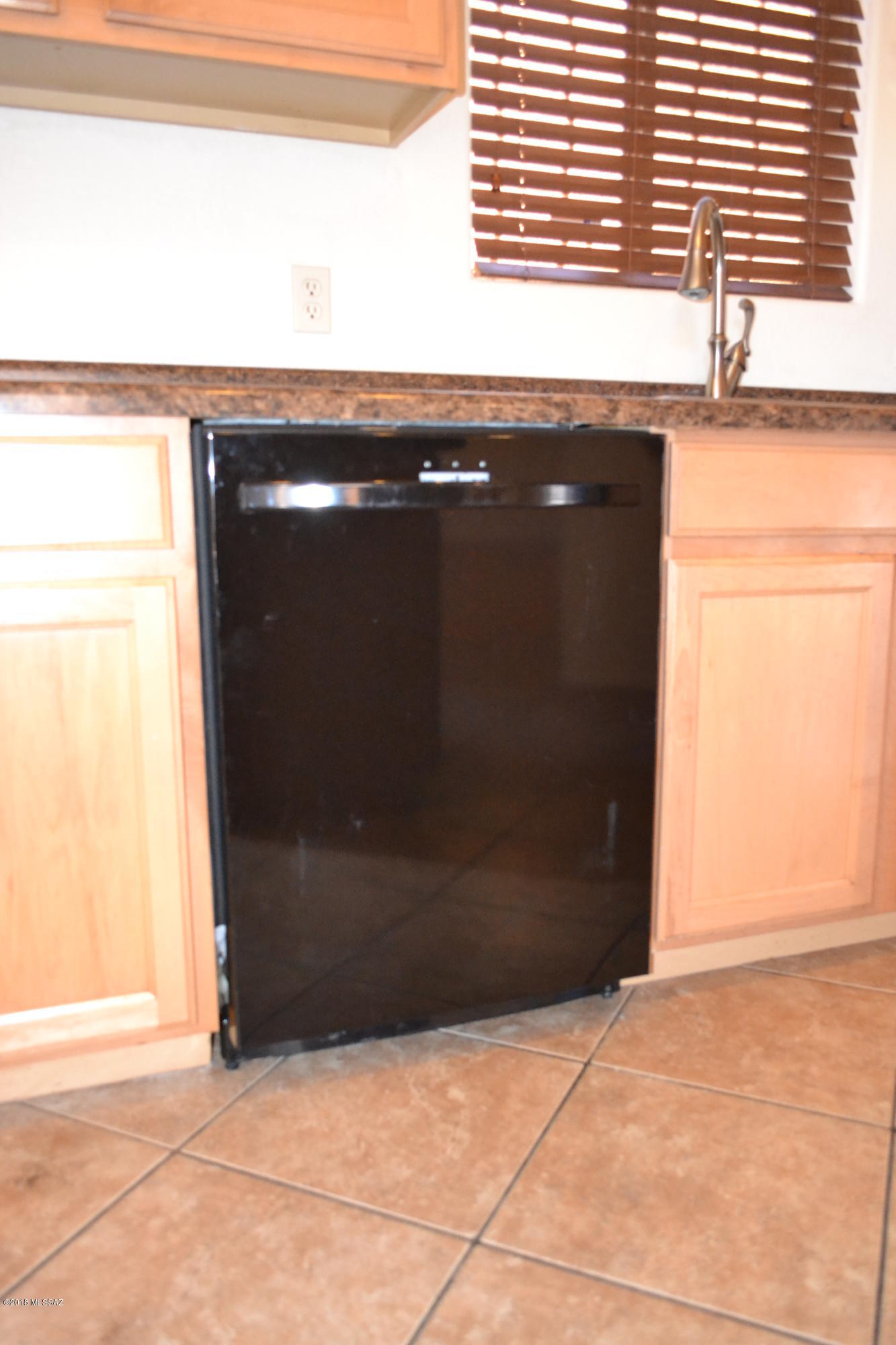 Tres Pueblos - Residential Lease