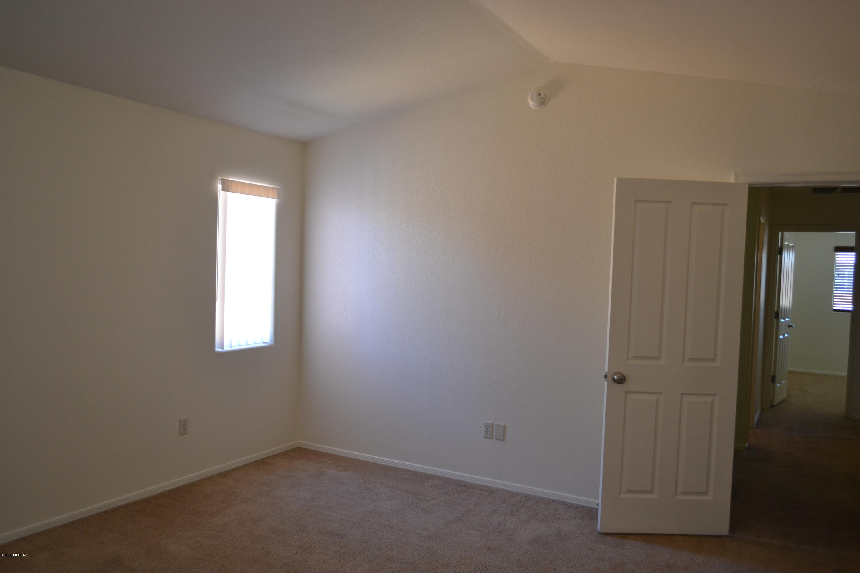 Tres Pueblos - Residential Lease