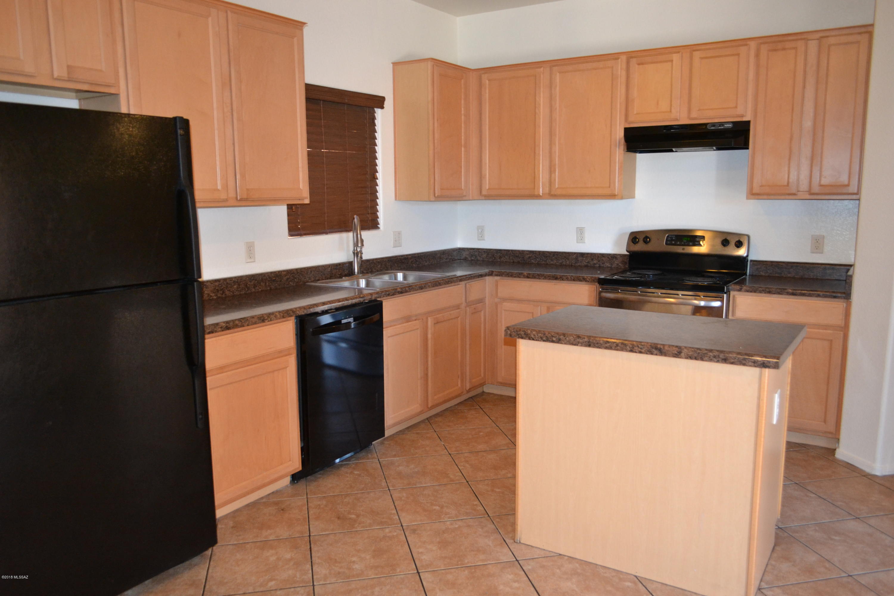 Tres Pueblos - Residential Lease