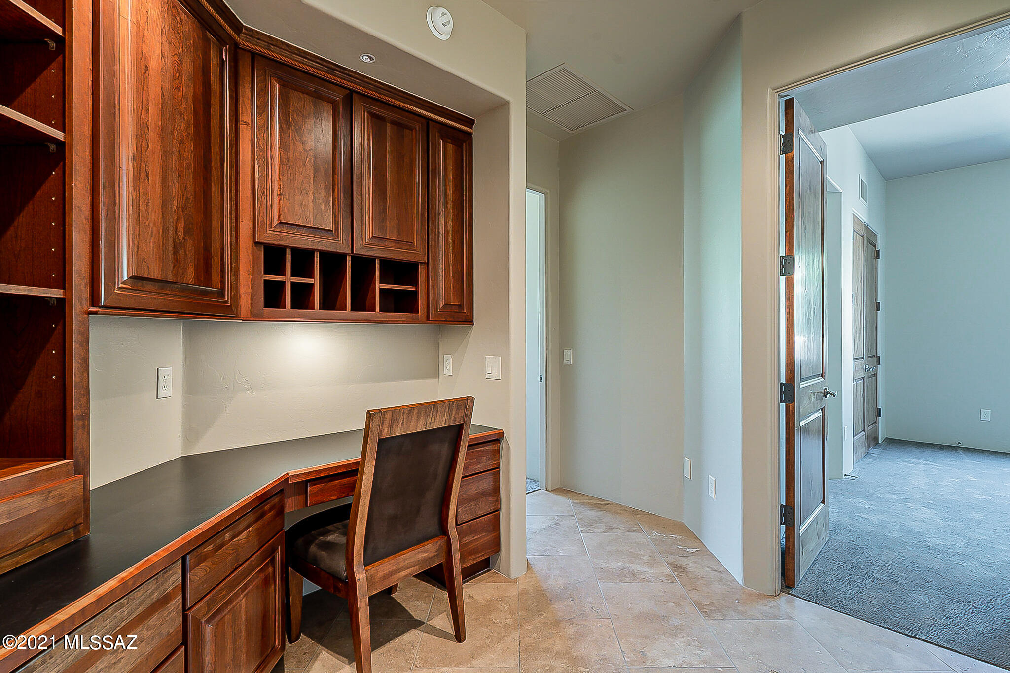 Sabino Mountain (1-290) - Residential