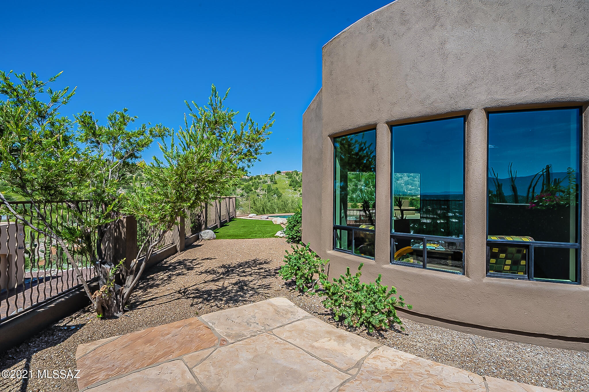 Sabino Mountain (1-290) - Residential