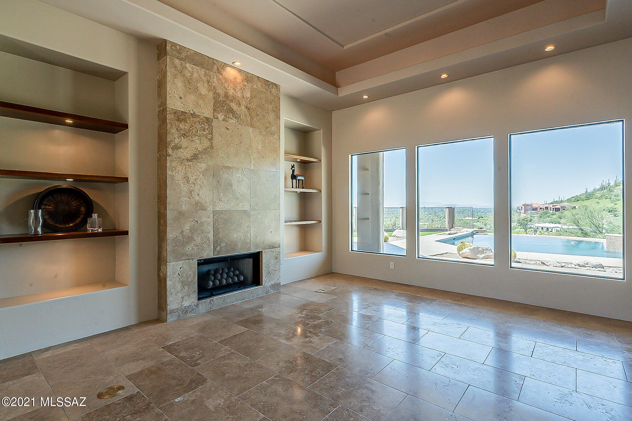 Sabino Mountain (1-290) - Residential