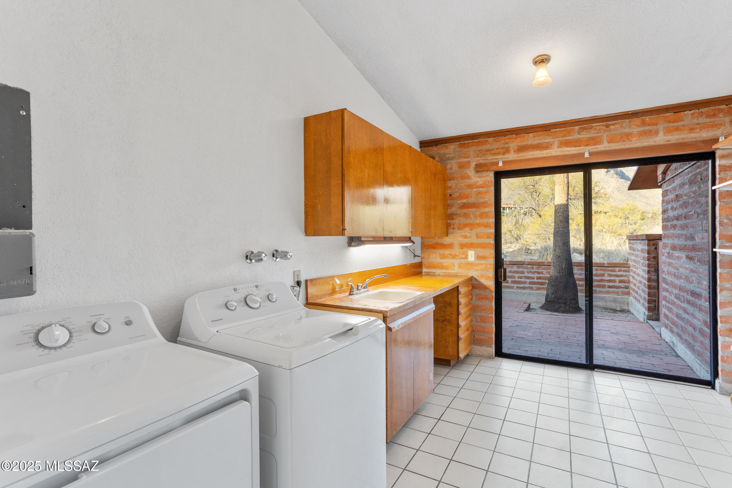 Cobo Catalina Hills (1-51) - Residential