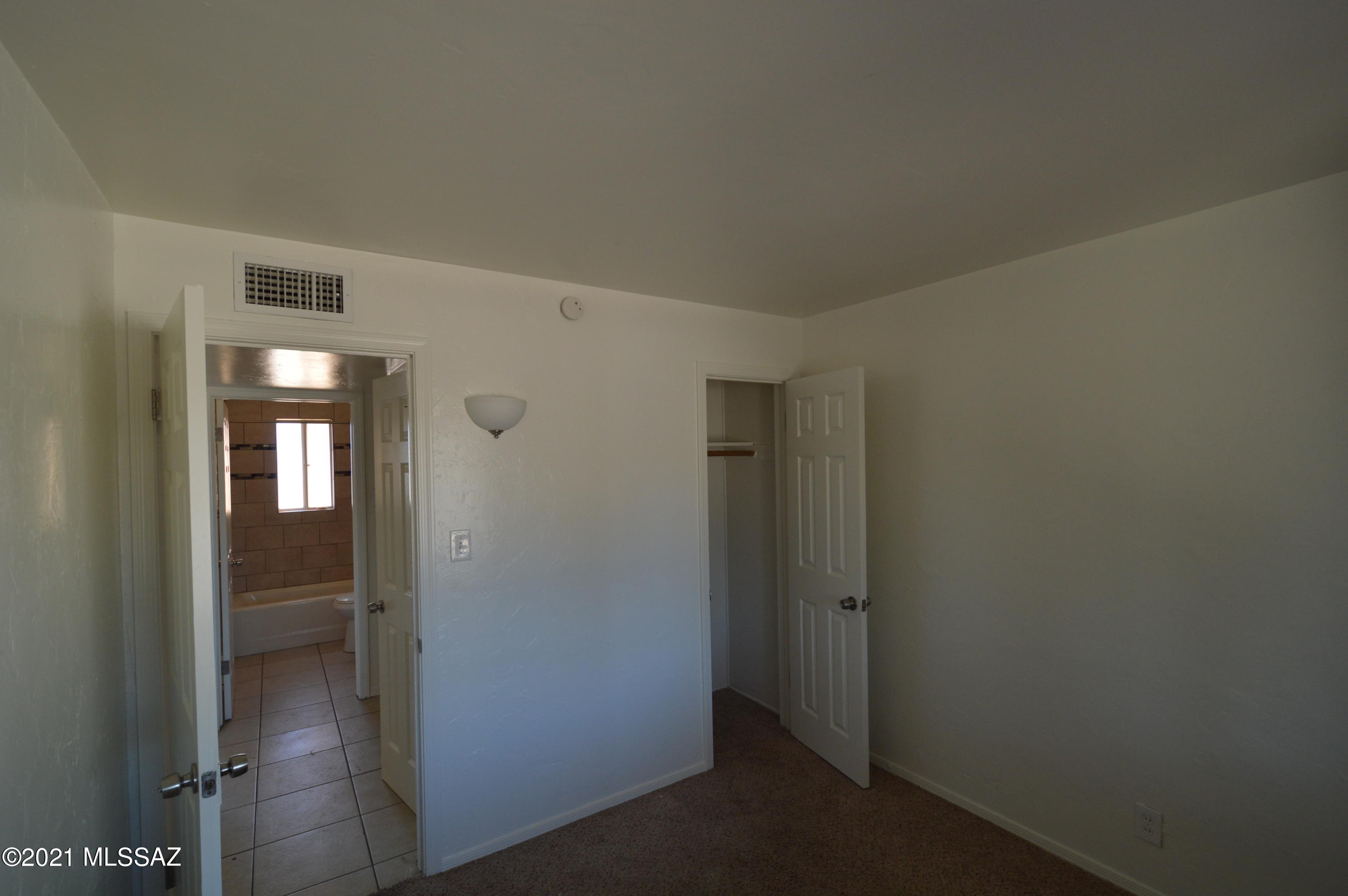 Maryvale Manor - Residential Lease