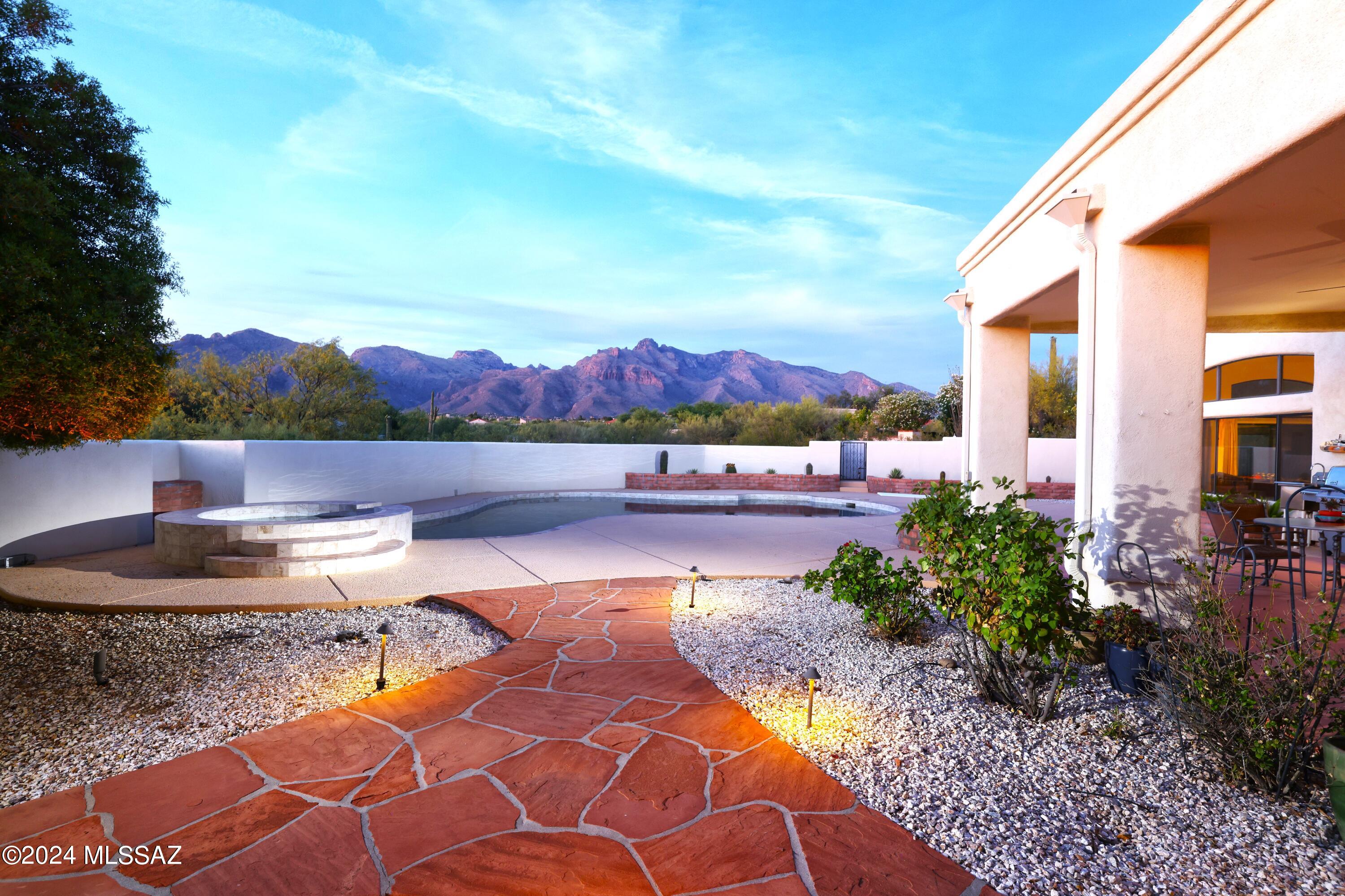 Shadow Hills (484-595) - Residential