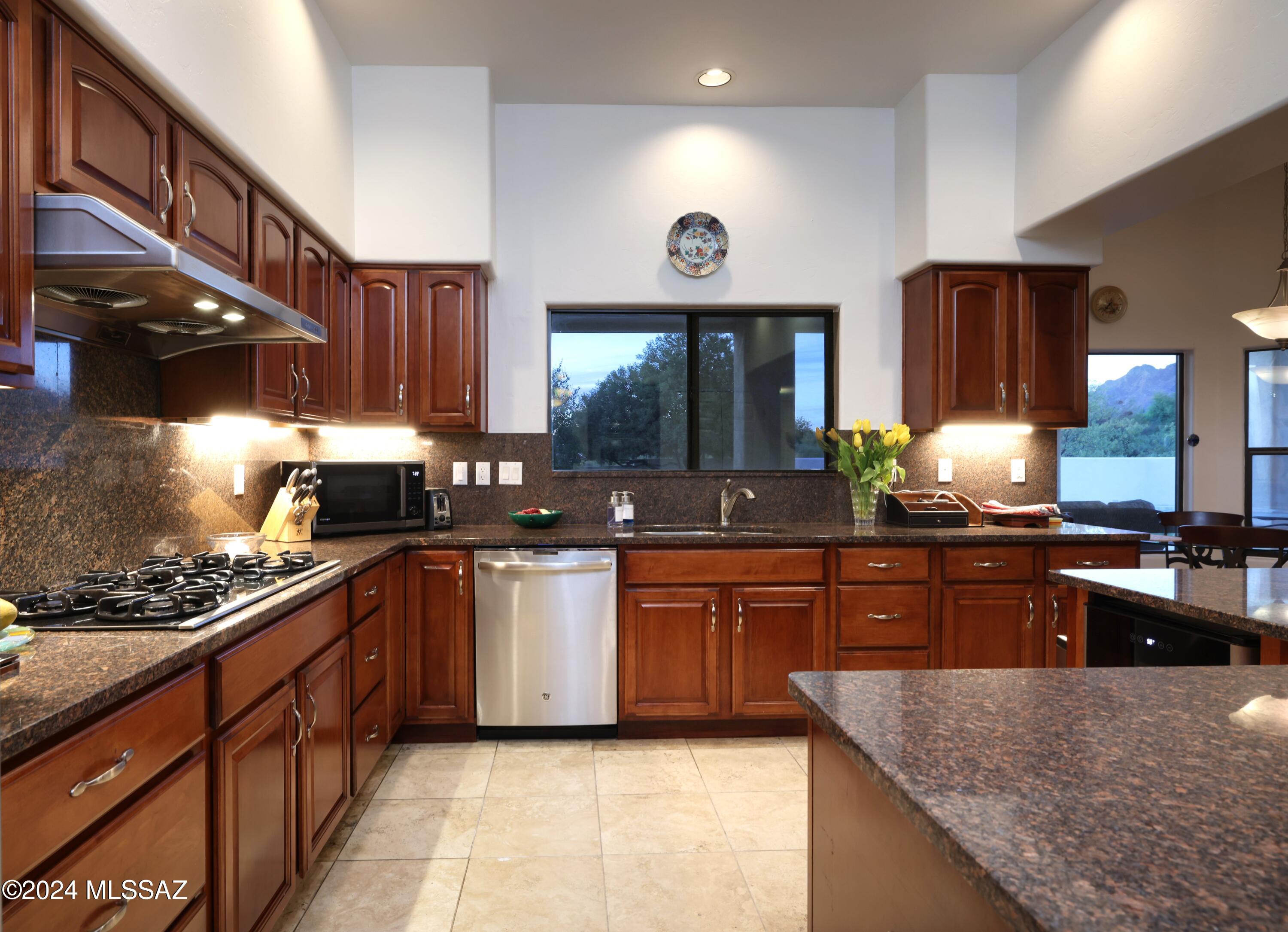 Shadow Hills (484-595) - Residential