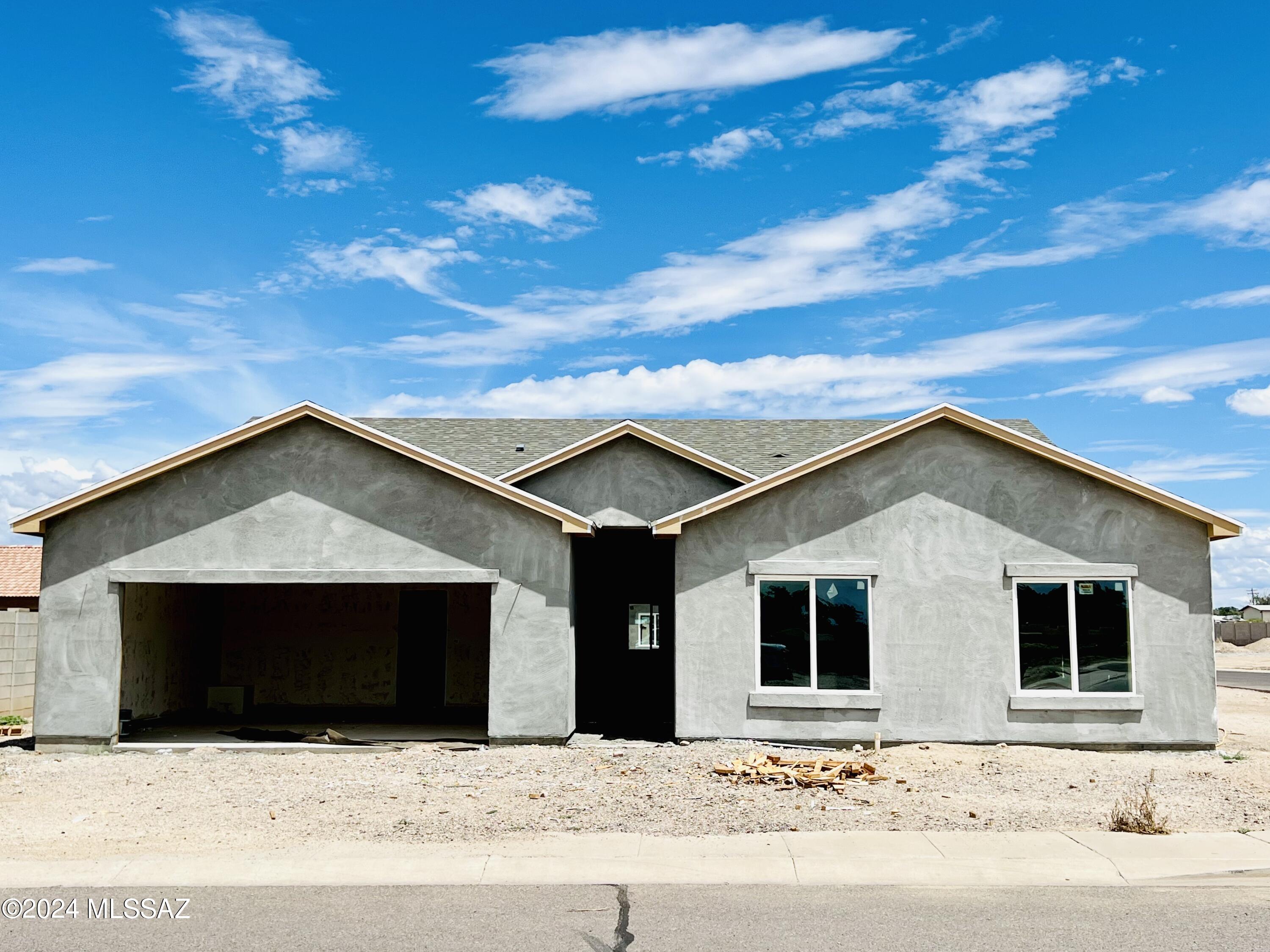 Beautiful new build in Cota Ranch in Thatcher