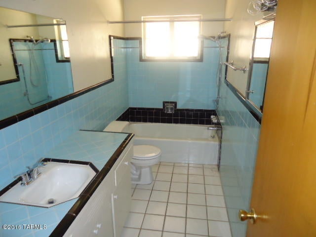 Casas Bonitas Amended - Residential Lease