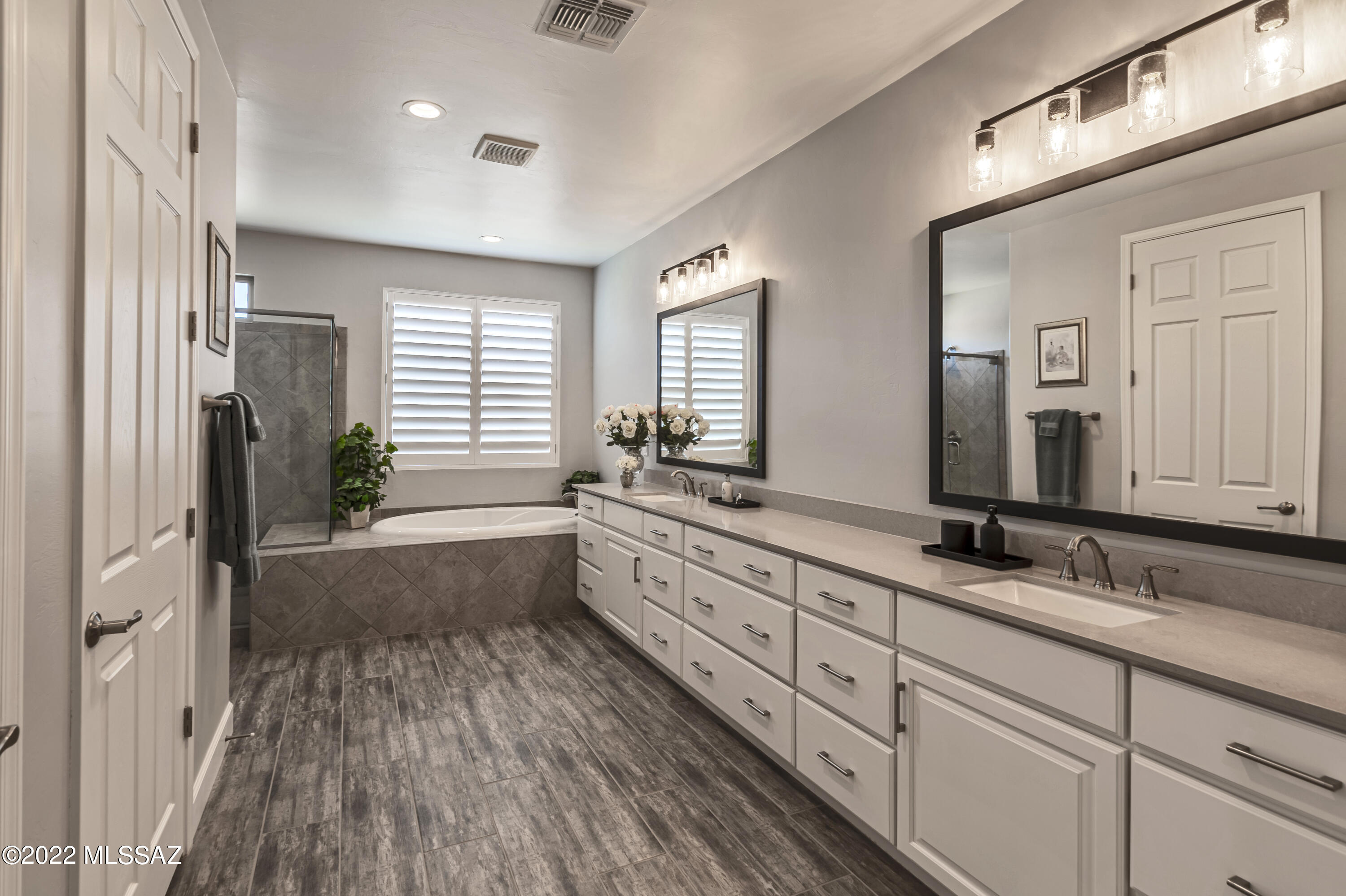 Saddlebrooke Ranch - Residential