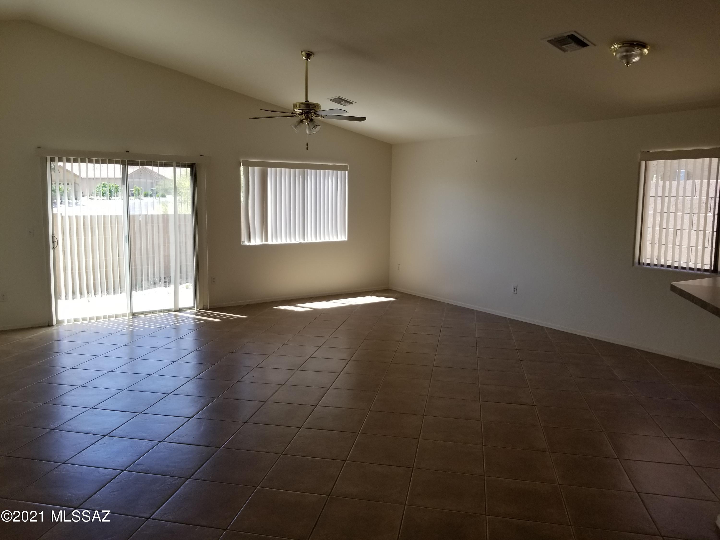 Mountain Manor View - Residential Lease