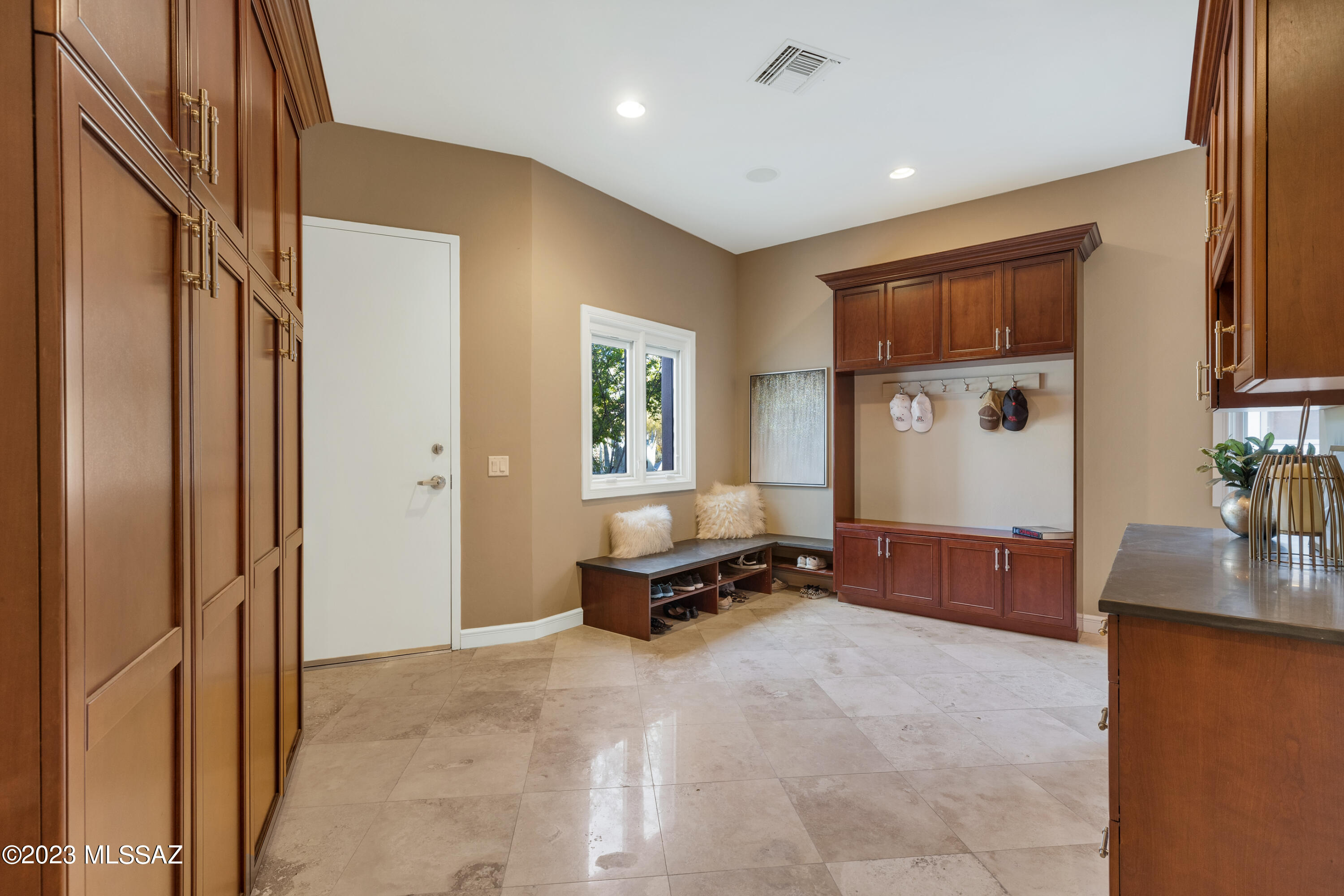 Colonia Solana - Residential