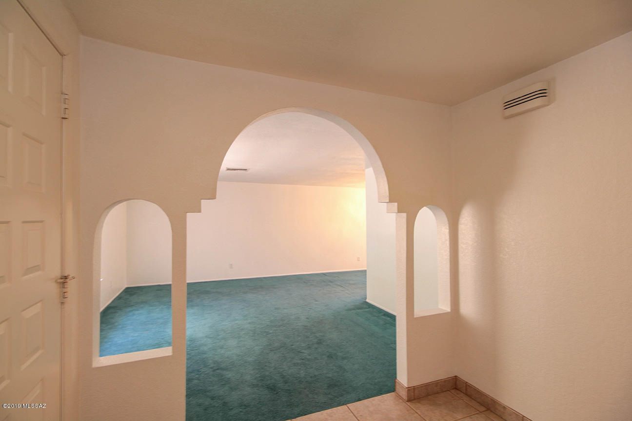 Mission West (1-370) - Residential
