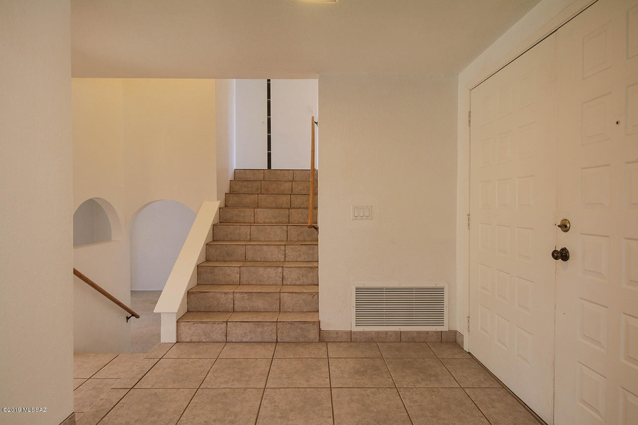 Mission West (1-370) - Residential