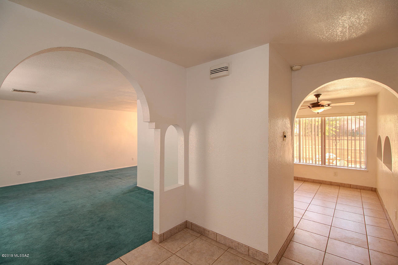 Mission West (1-370) - Residential