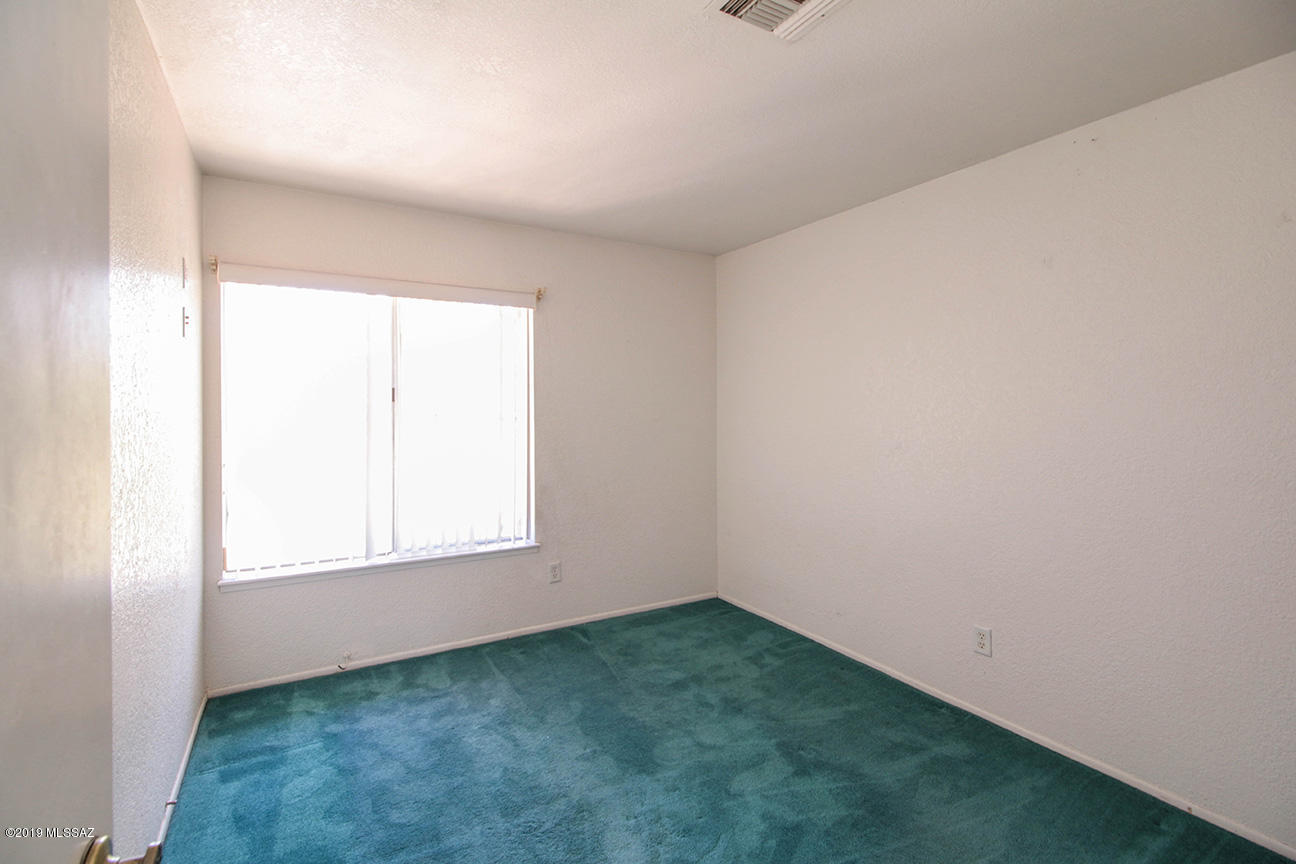 Mission West (1-370) - Residential