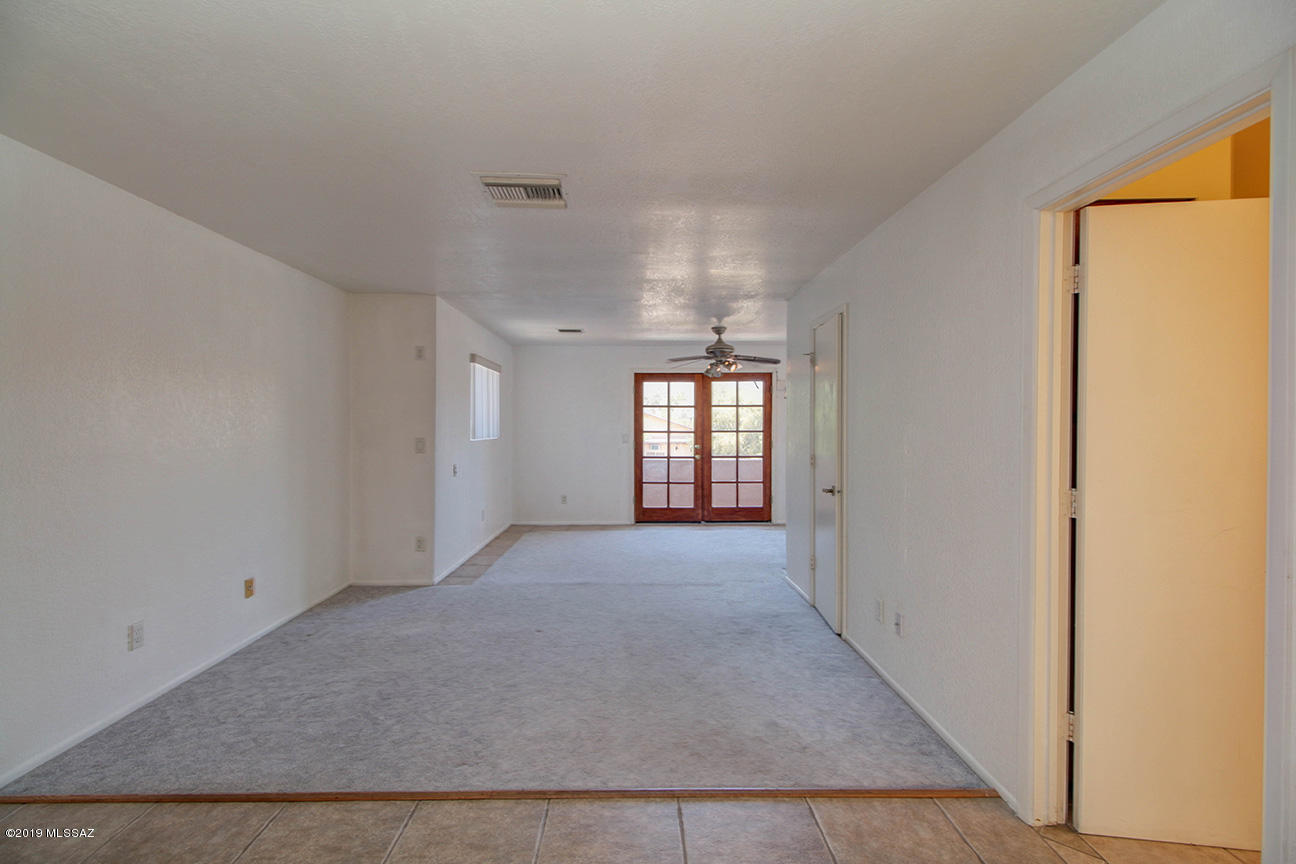 Mission West (1-370) - Residential
