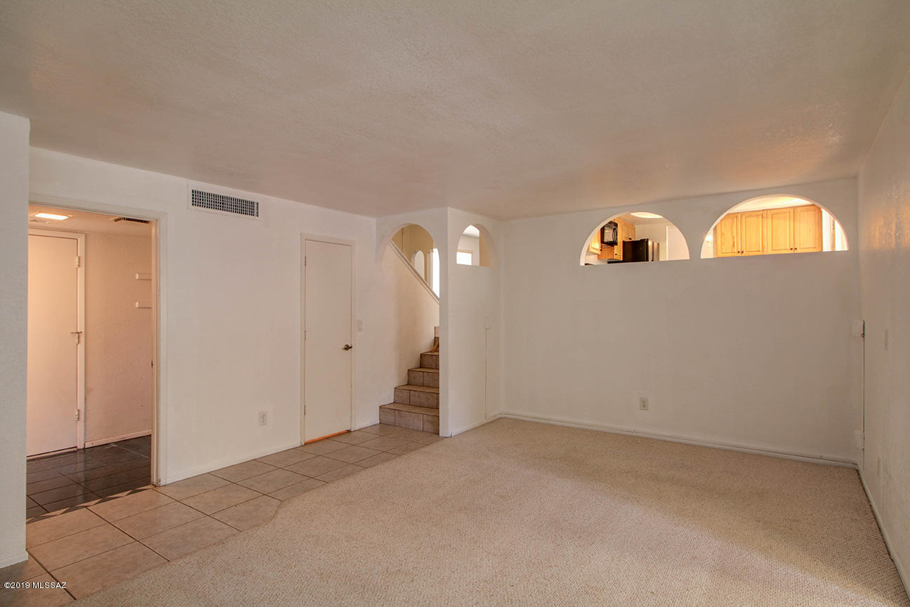 Mission West (1-370) - Residential