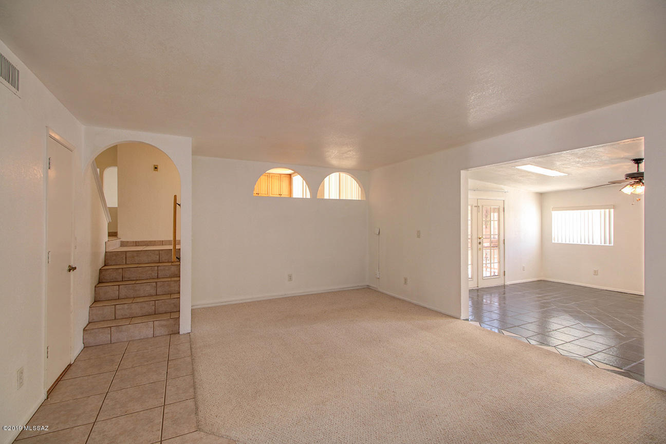 Mission West (1-370) - Residential