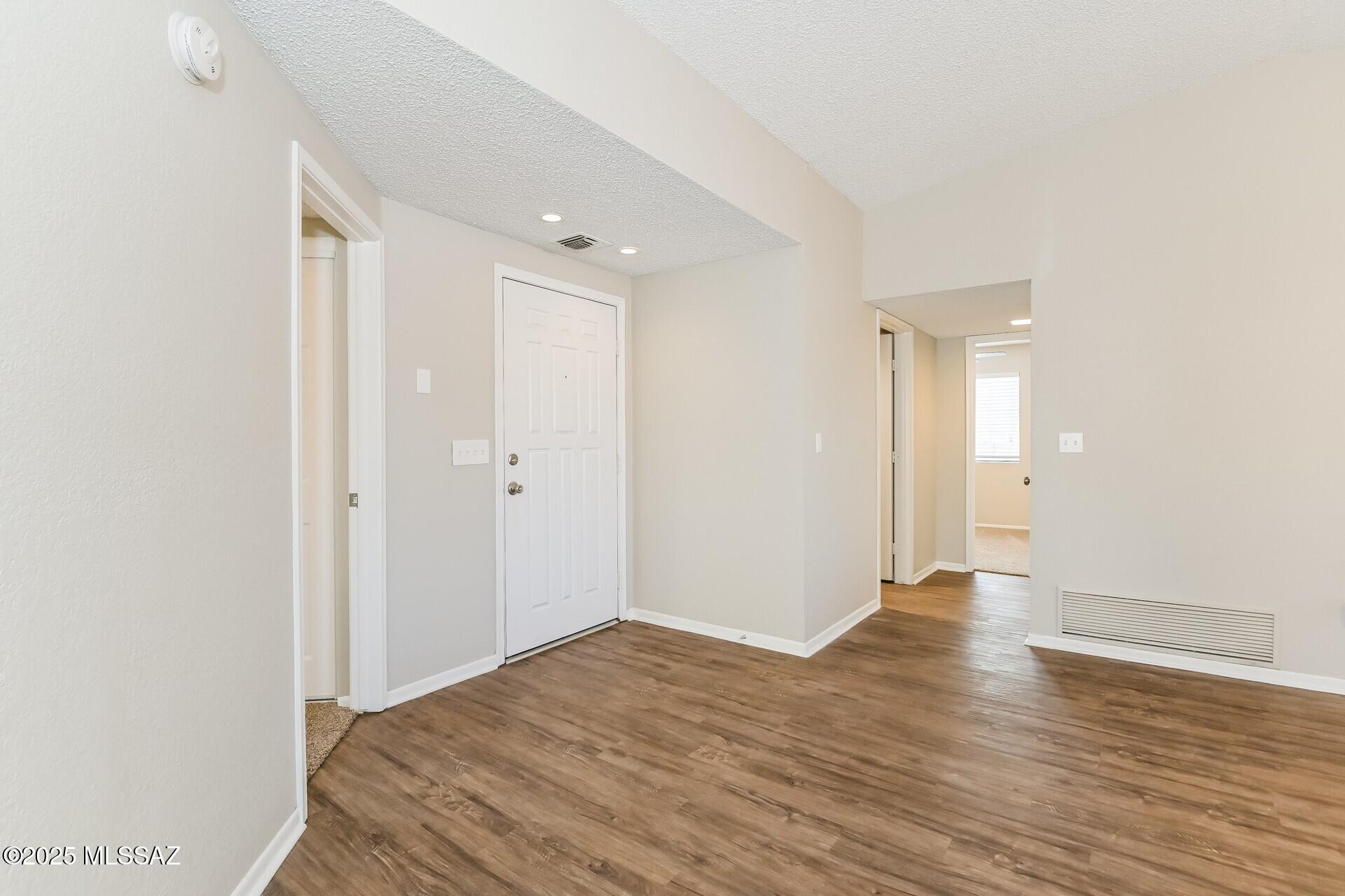 Sunset Point (112-267) - Residential Lease
