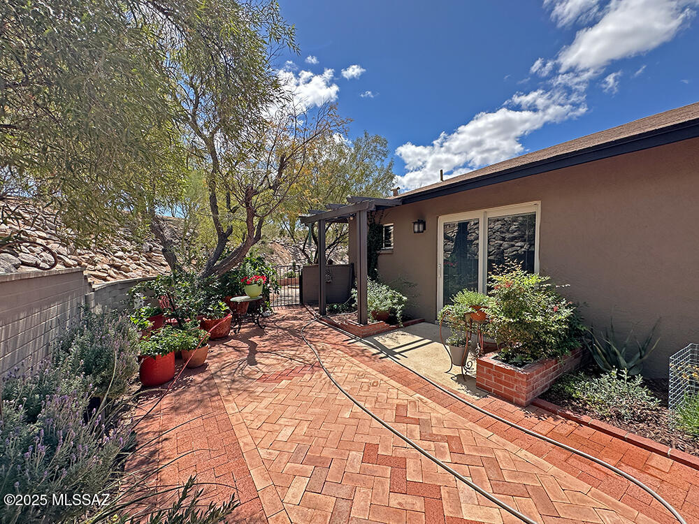 Heatherwood Hills (1-72) - Residential