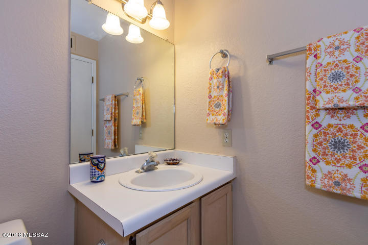 Meadowbrook (273-334, 348-403, 410-532) - Residential Lease