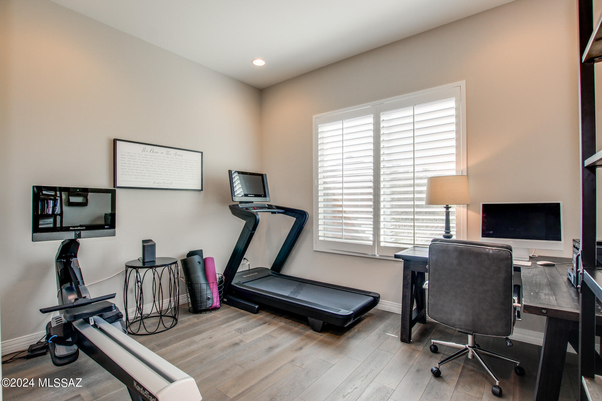 Sanctuary At Silverhawke - Residential