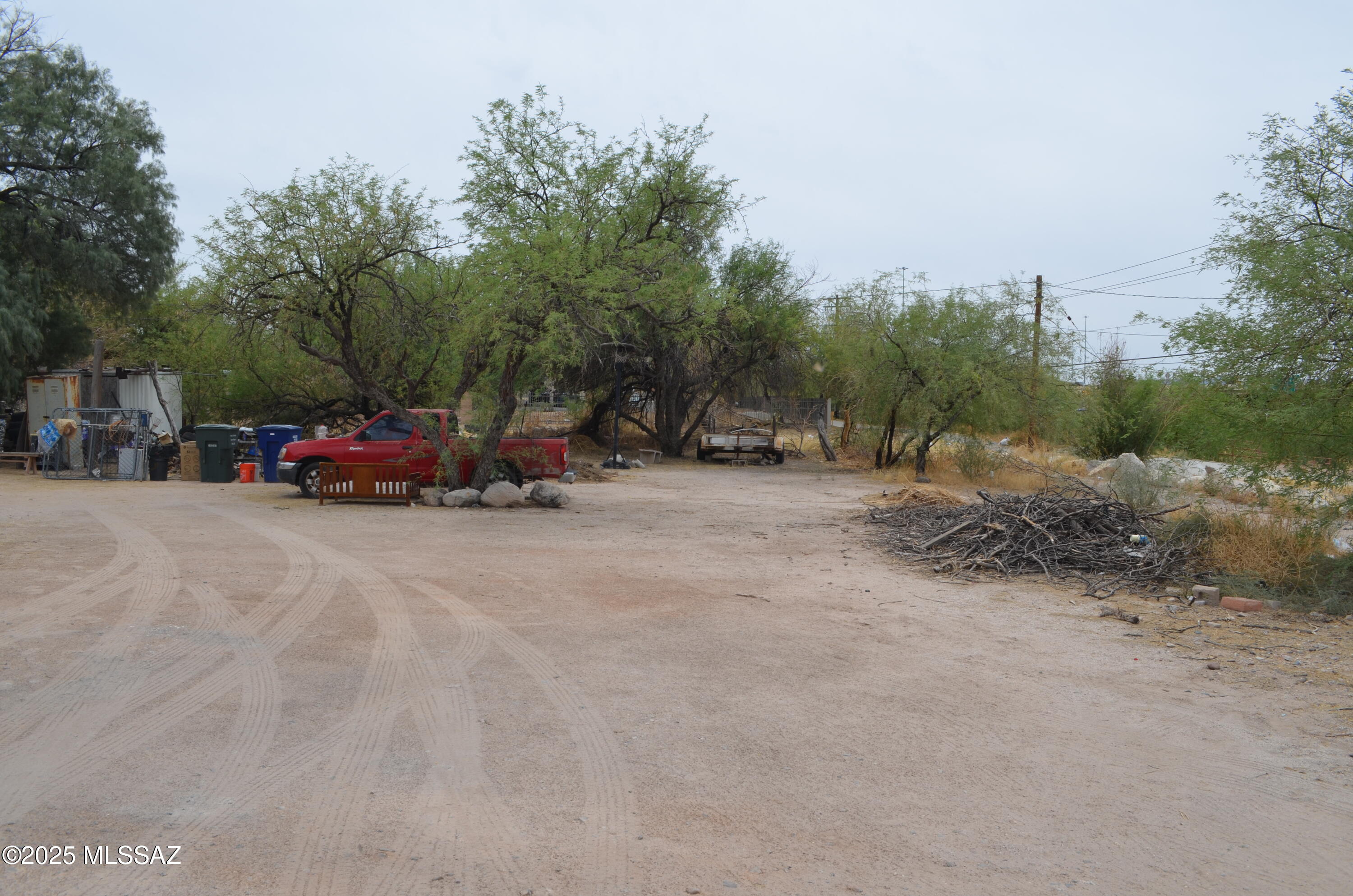 Lot #2 on W San Xaiver St. - This is a fantastic flat lot in South Tucson with tons of possibilites. Utilities are near by. This location also provides easy access to I-10, shopping, restaurants and entertainment. Lot is being sold with adjacent lot #3. Parcel #118-22-3740, MLS #22514805