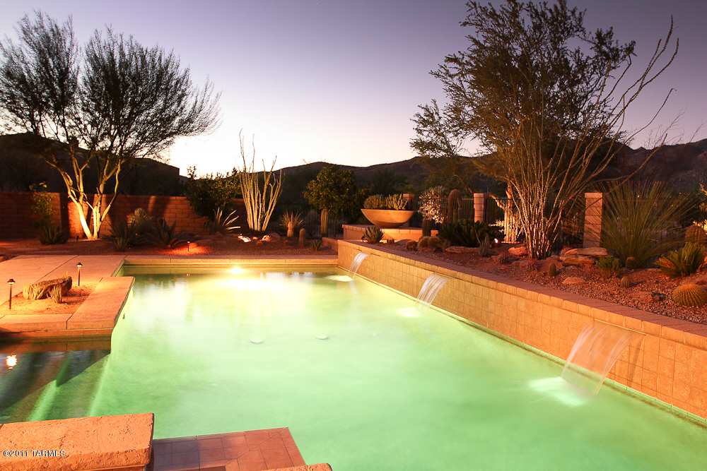Dos Lagos at Dove Mountain (1-91) - Residential
