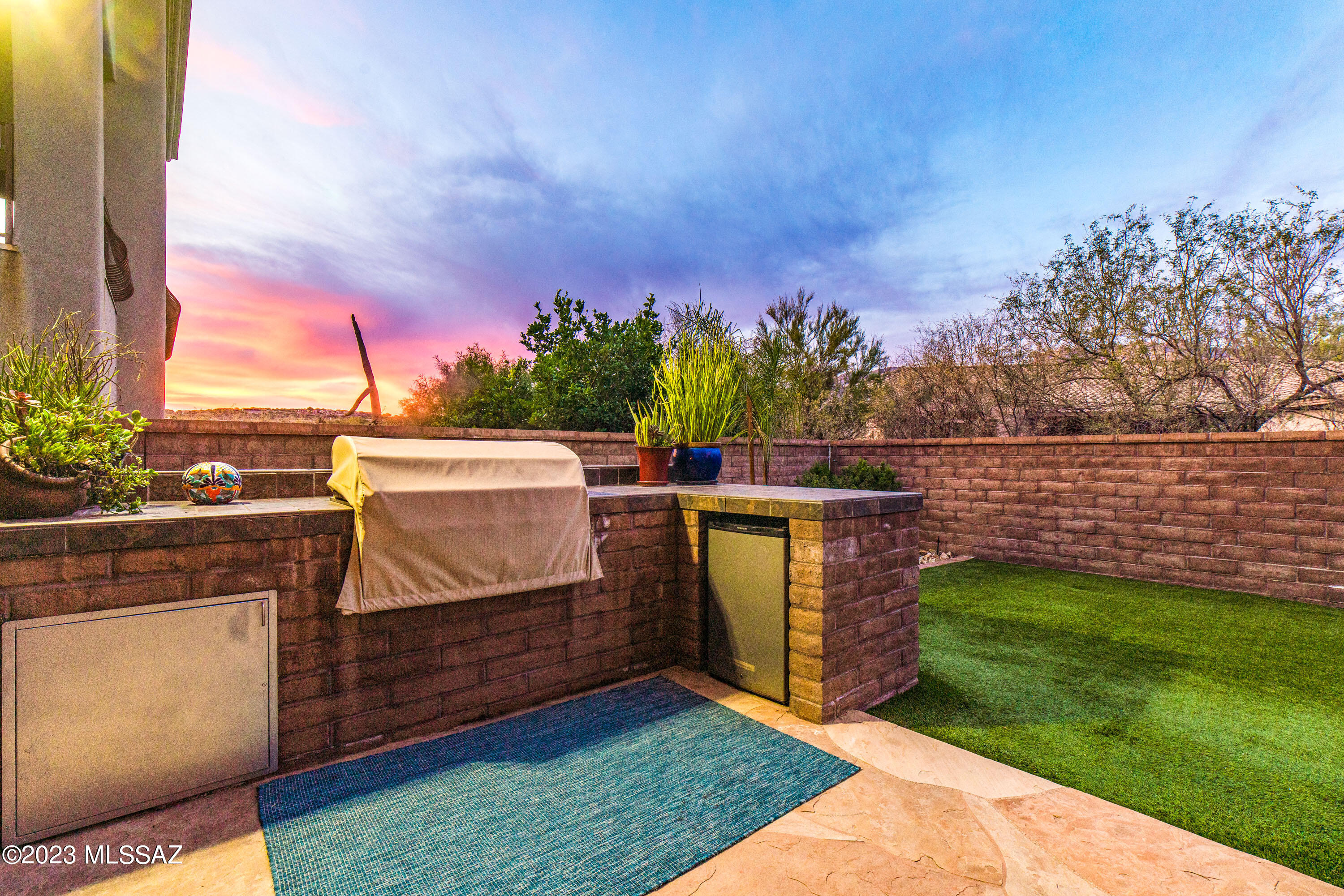 Enclave Del Snyder (1-8) - Residential