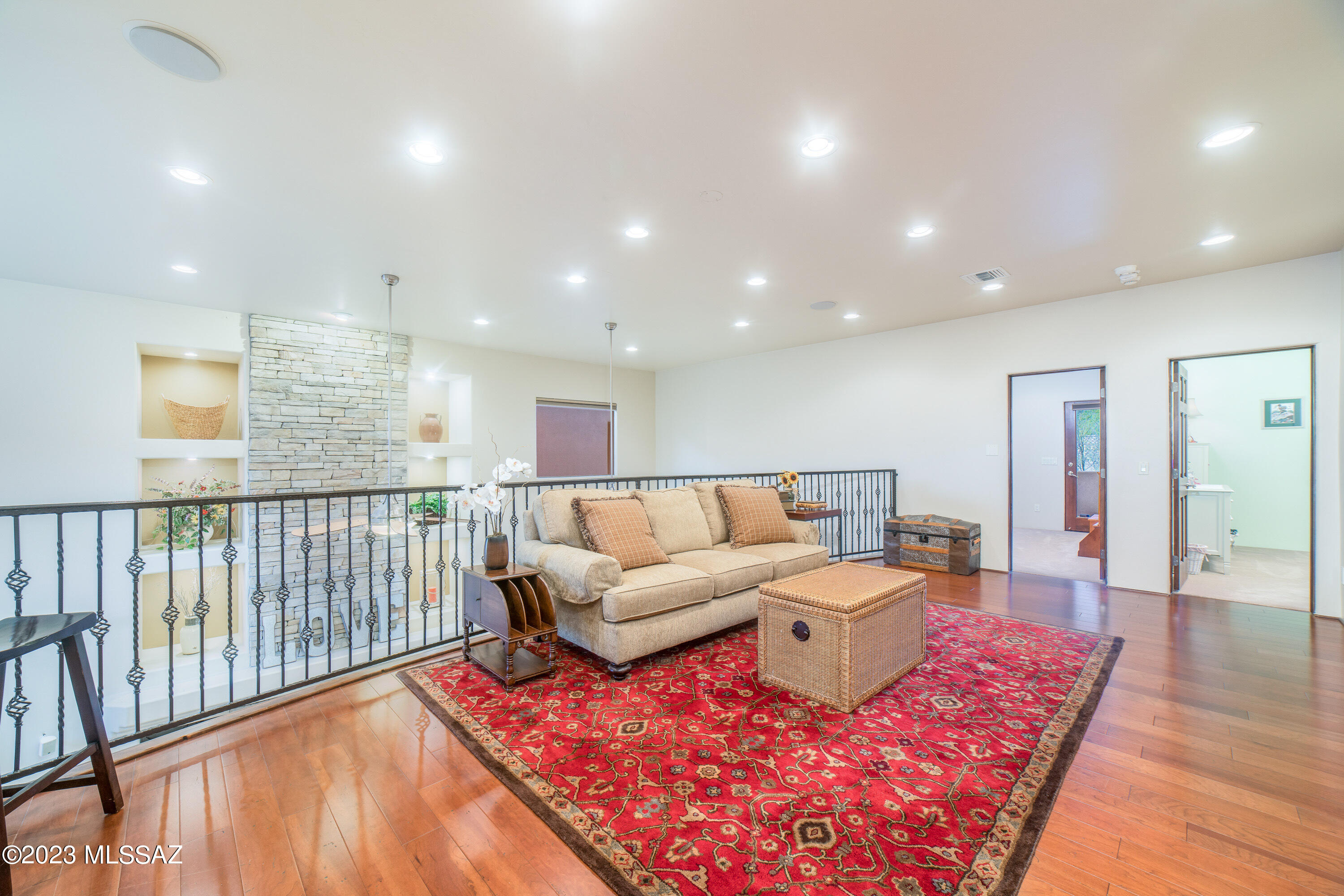 Enclave Del Snyder (1-8) - Residential