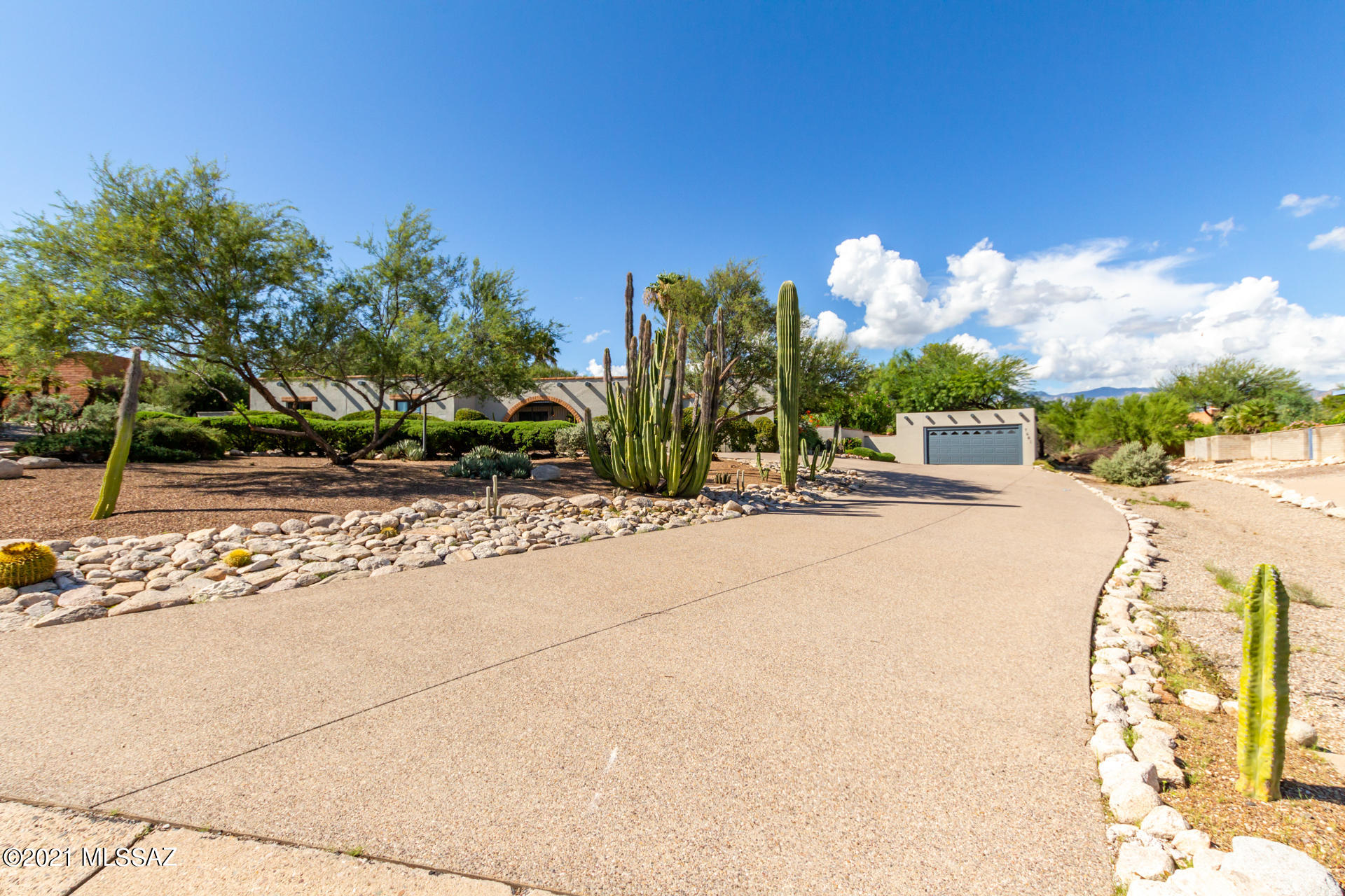 Sabino Vista NO. 4 (1-31) - Residential