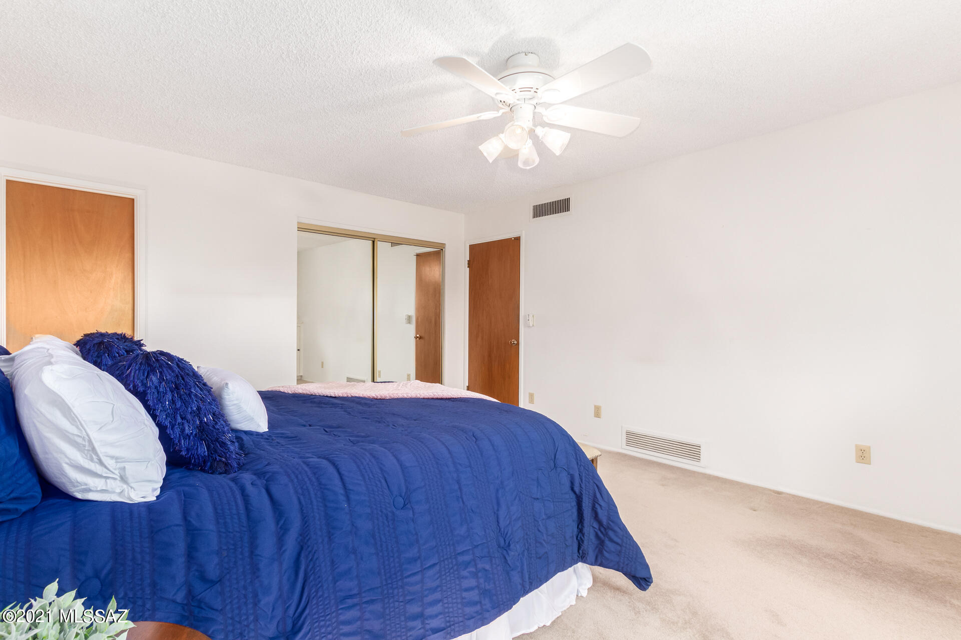 Sabino Vista NO. 4 (1-31) - Residential