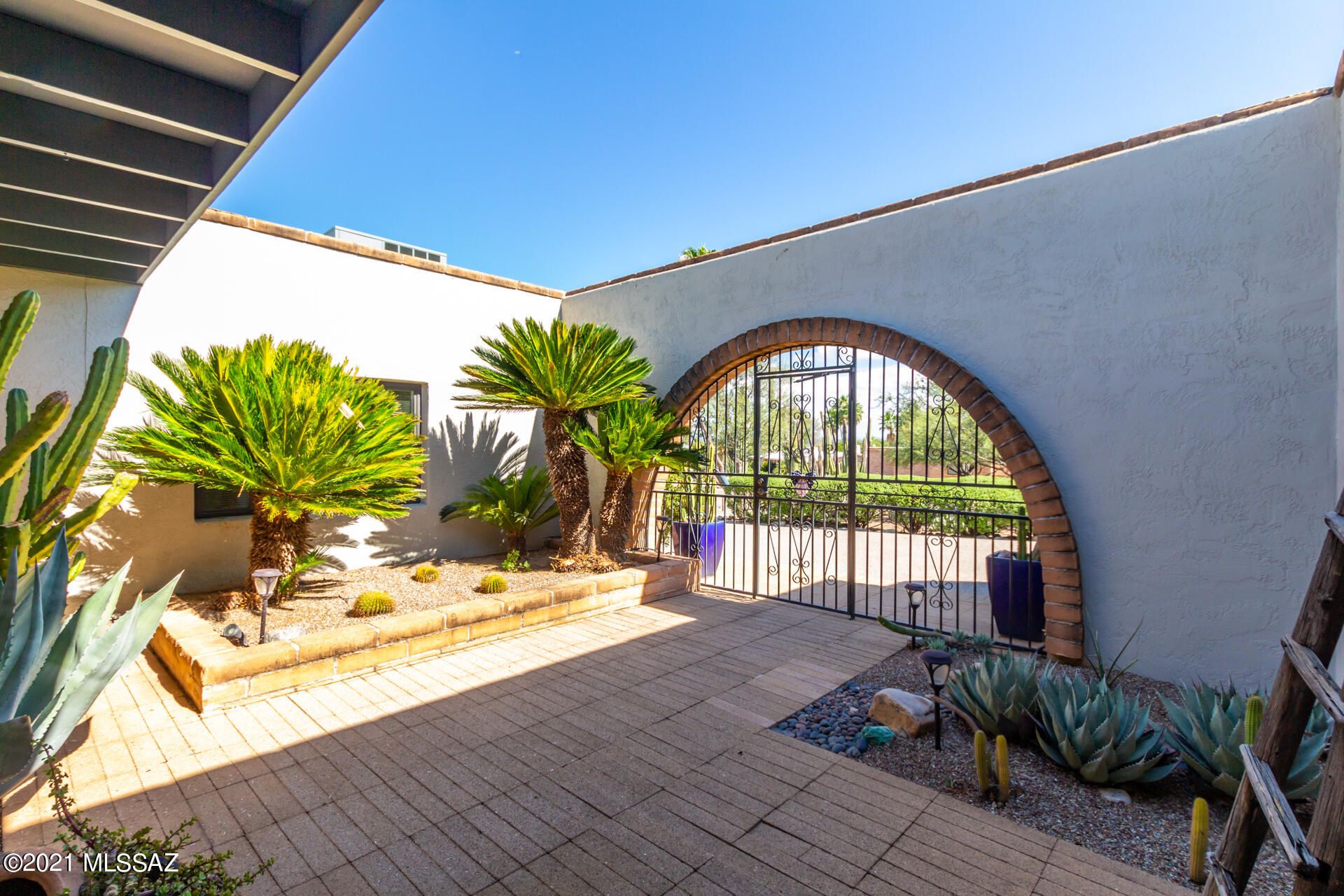 Sabino Vista NO. 4 (1-31) - Residential