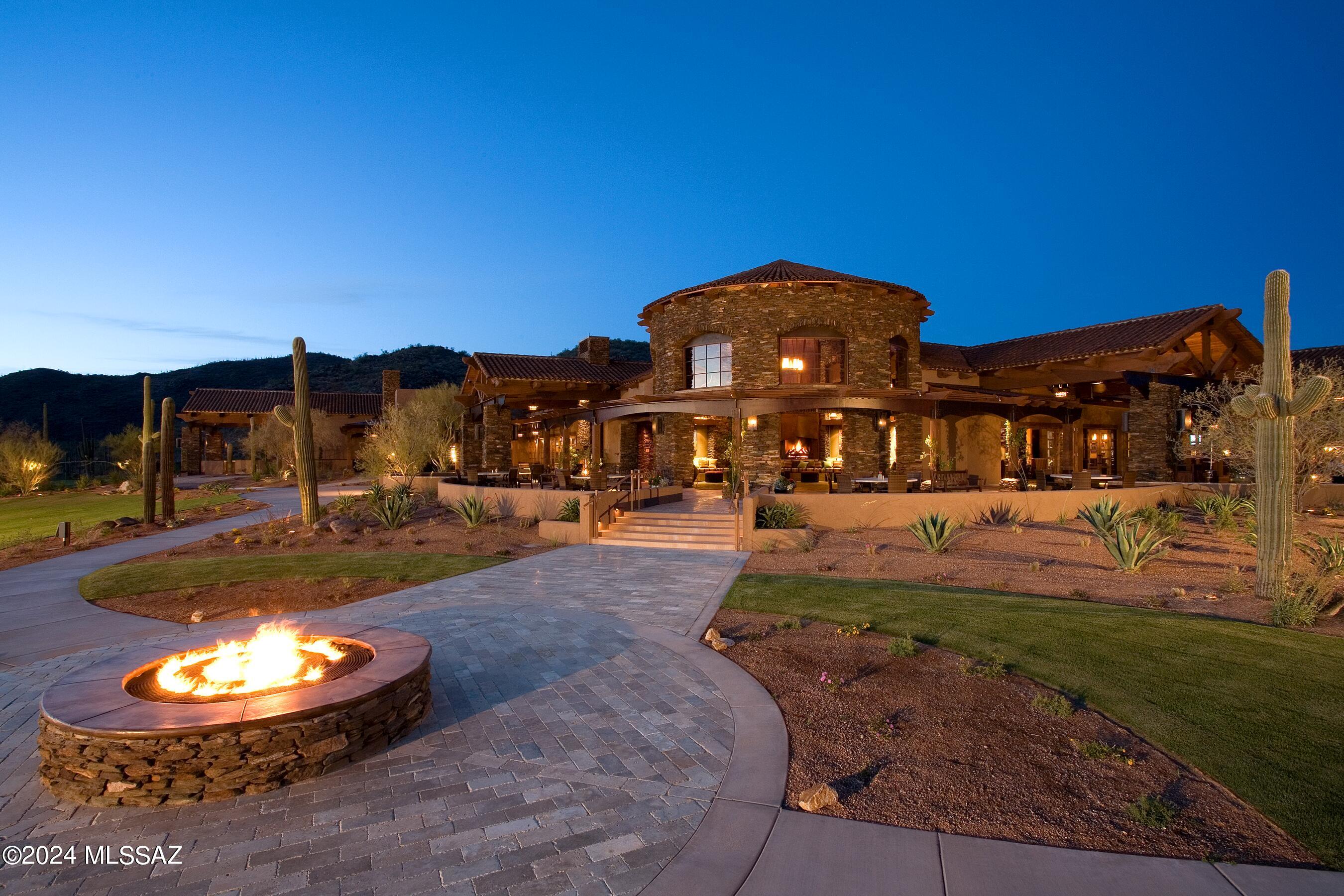 Boulder Bridge Pass III At Dove Mountain SQ20143000307 - Residential