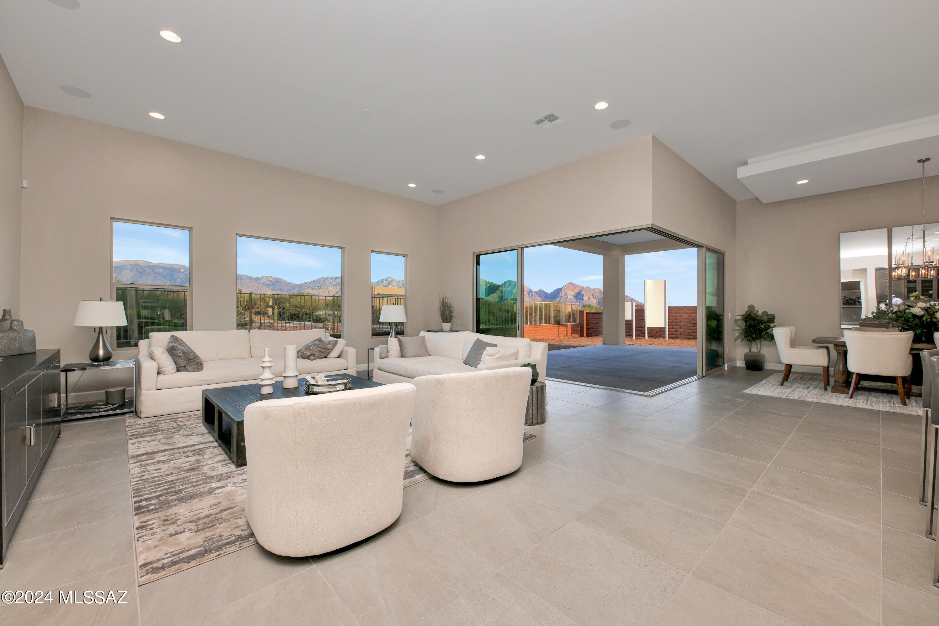 Boulder Bridge Pass III At Dove Mountain SQ20143000307 - Residential