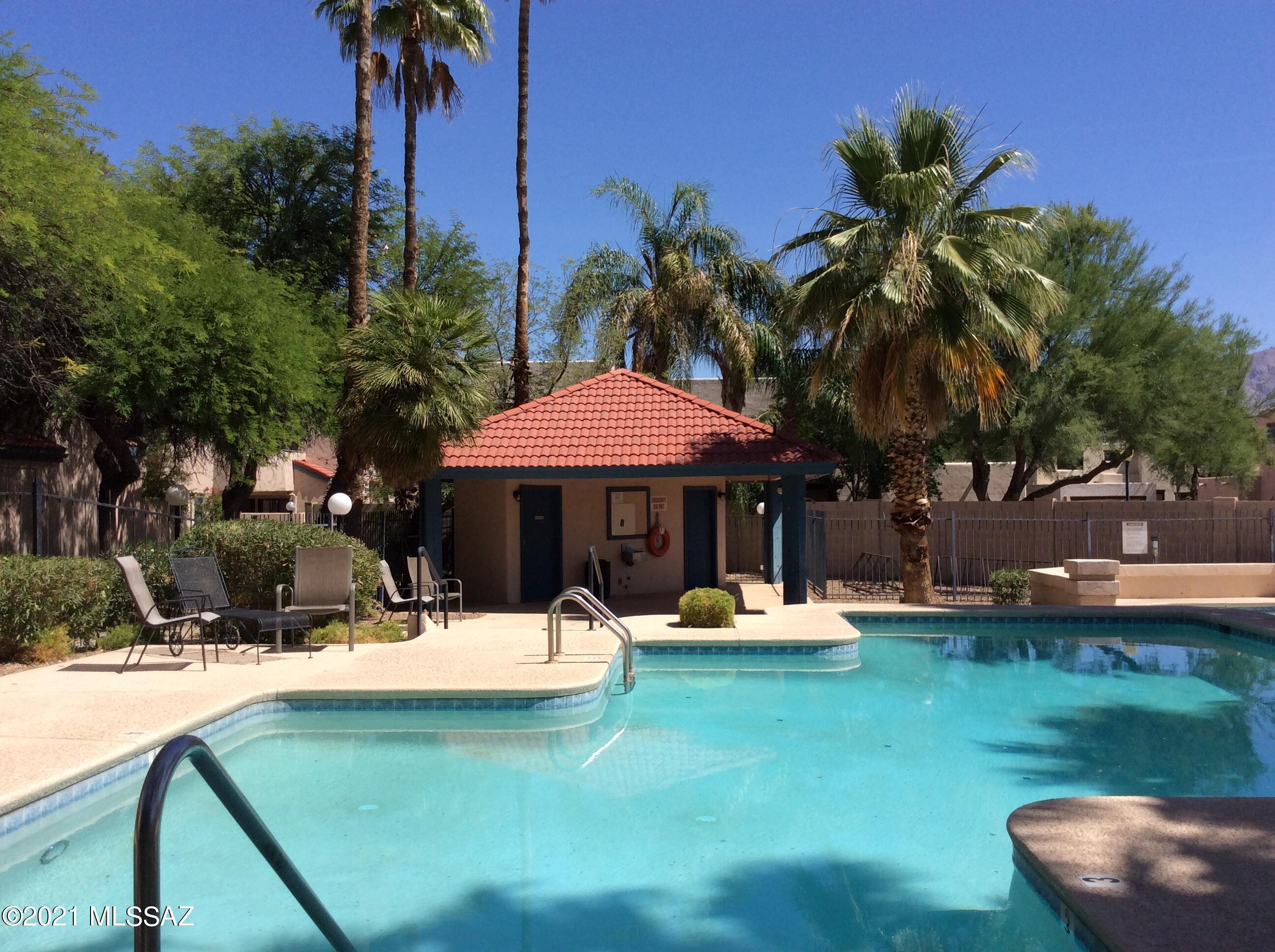 River Grove Condos. - Residential Lease