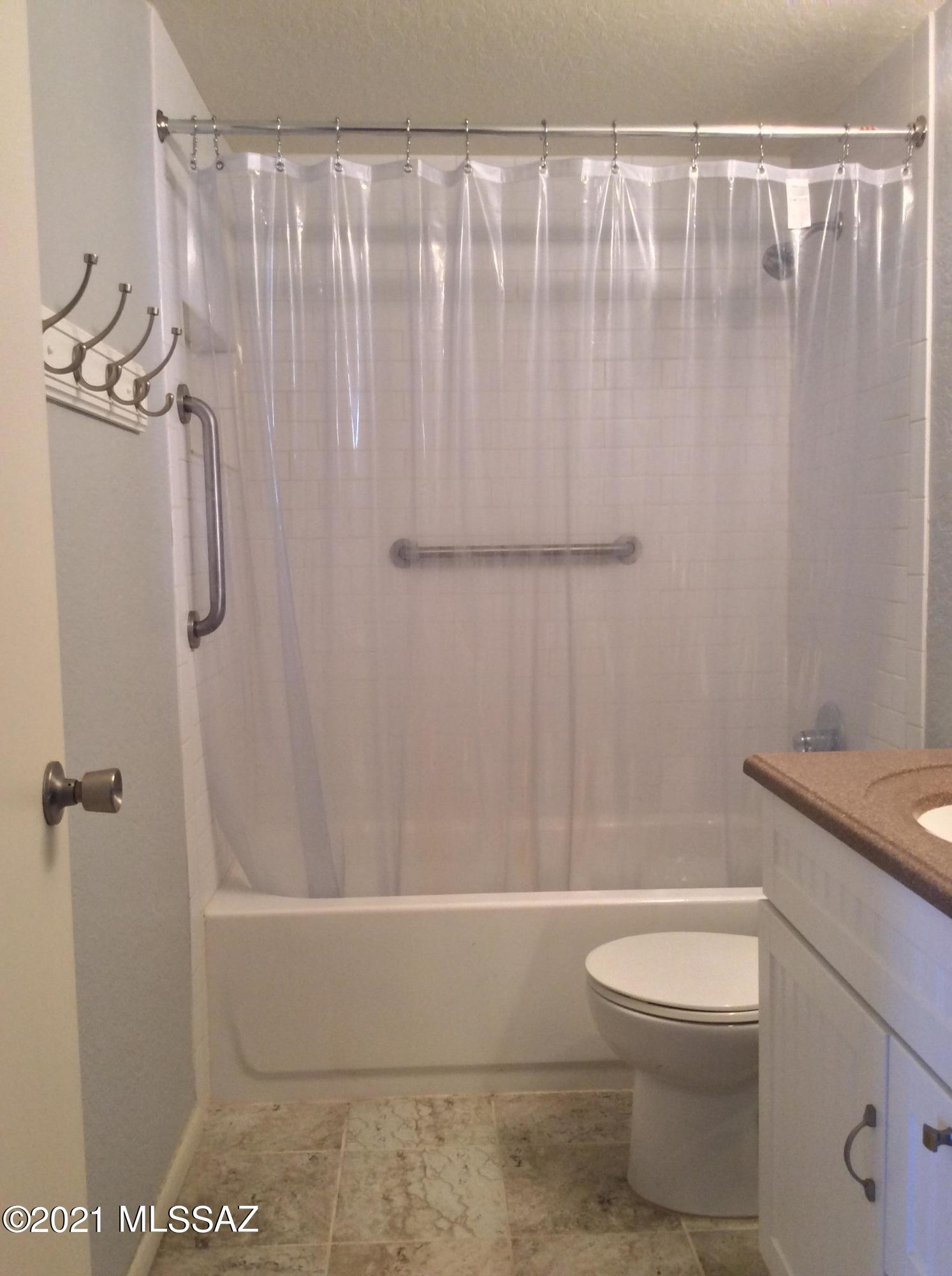River Grove Condos. - Residential Lease