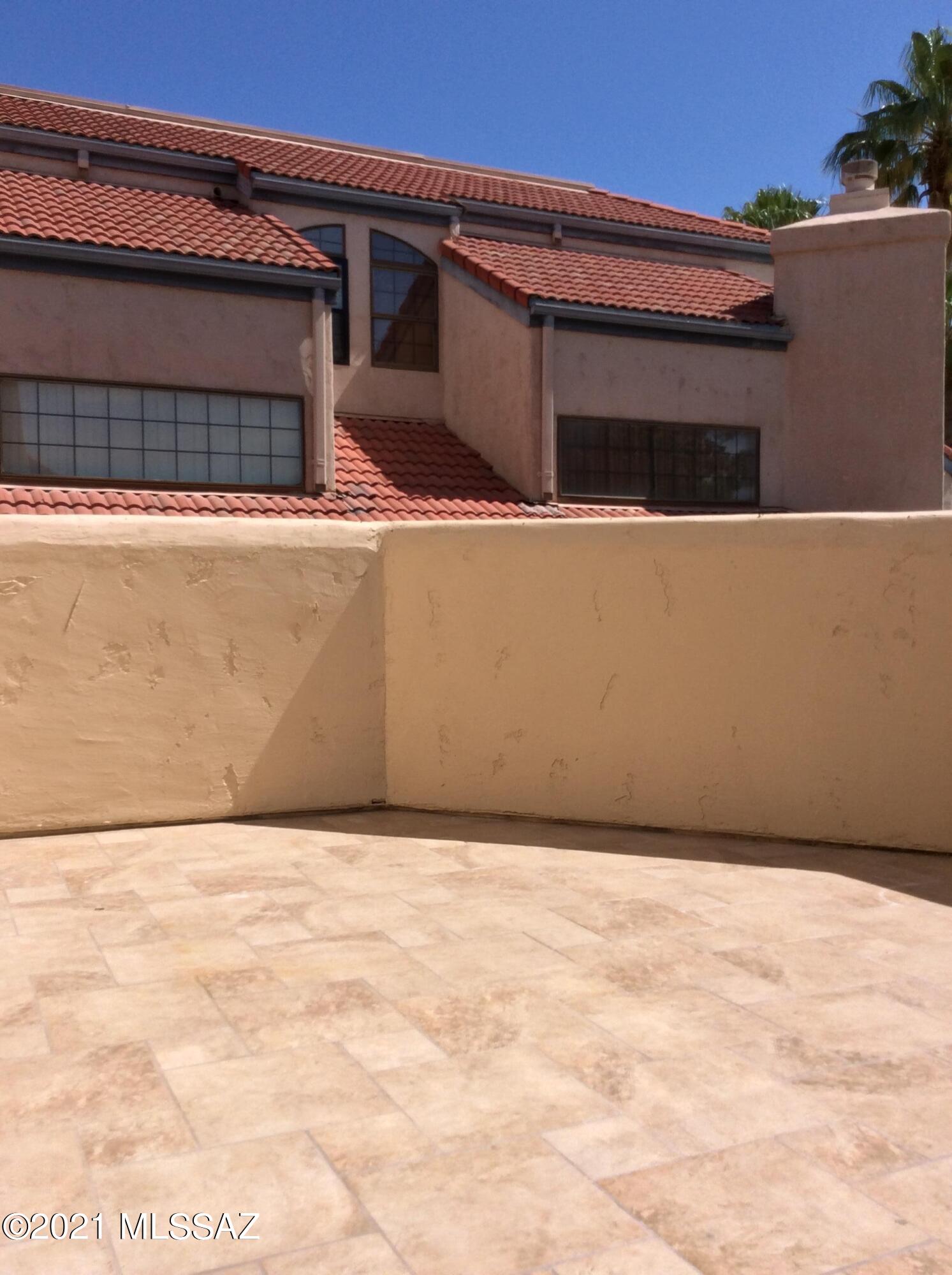 River Grove Condos. - Residential Lease