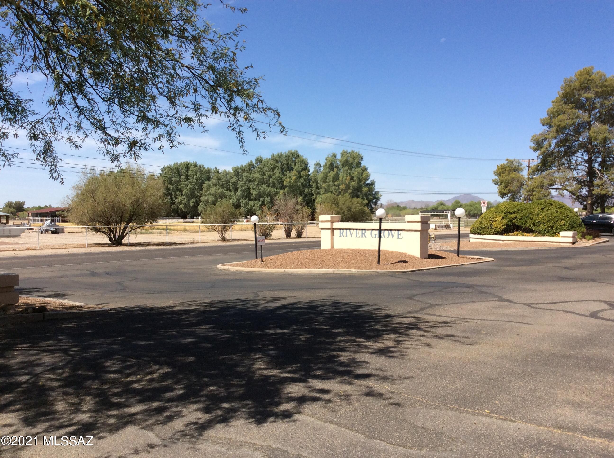 River Grove Condos. - Residential Lease