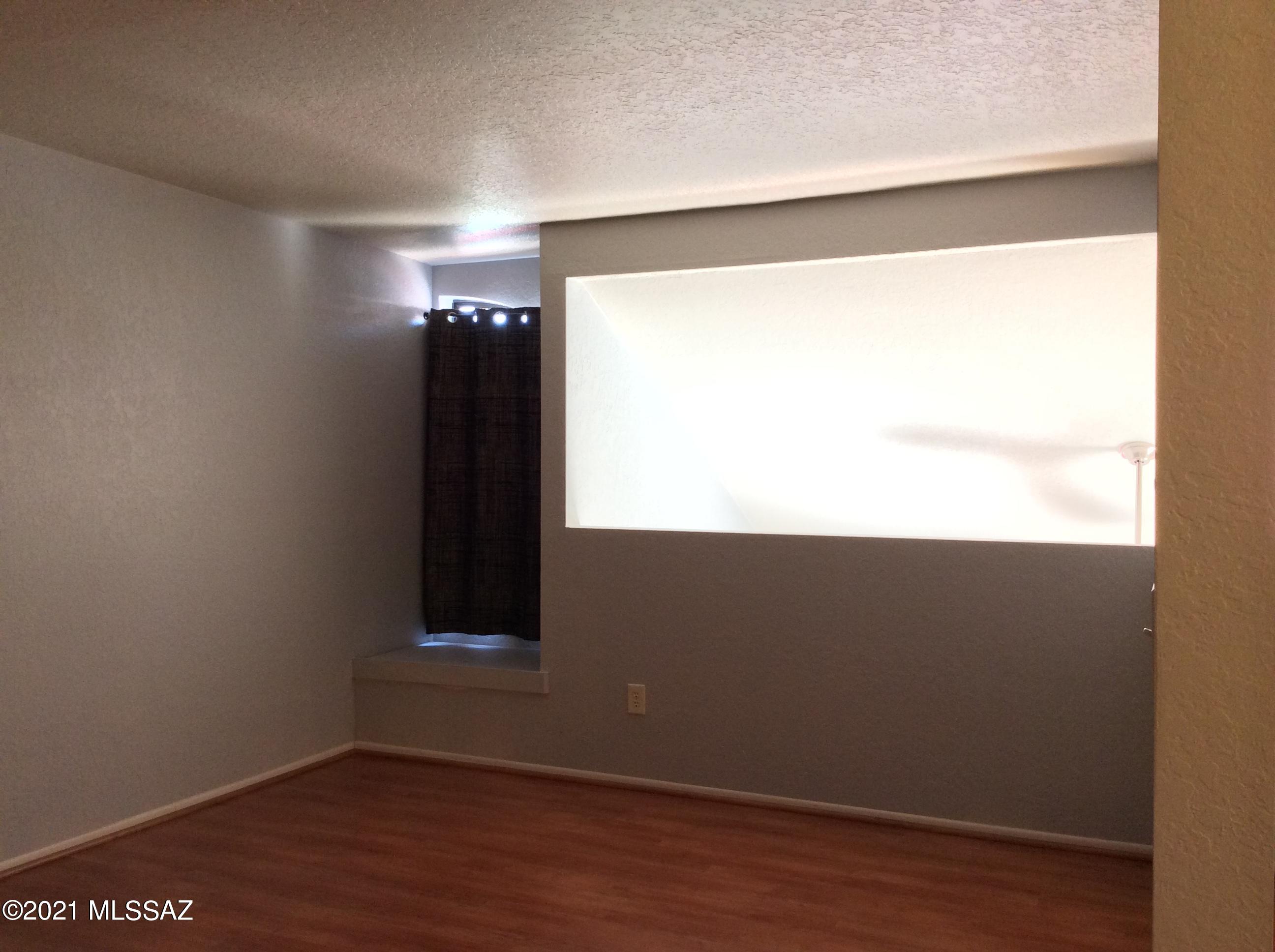 River Grove Condos. - Residential Lease