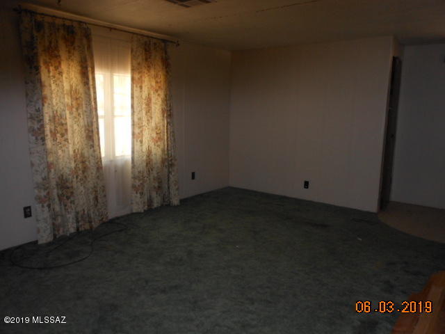 Mescal Lakes - Residential
