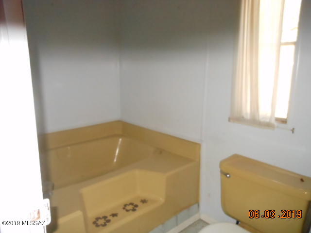 Mescal Lakes - Residential