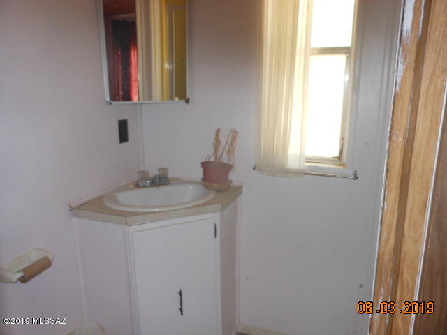 Mescal Lakes - Residential