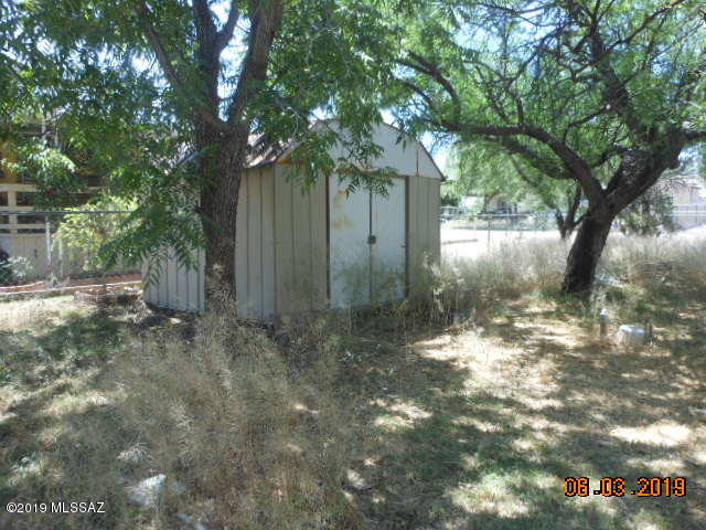 Mescal Lakes - Residential